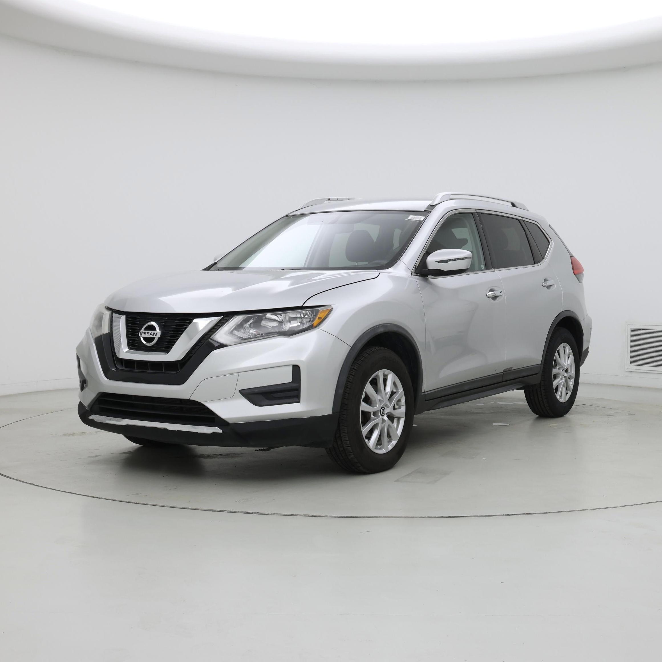 Thumbnail: 2017 Nissan Rogue - 4