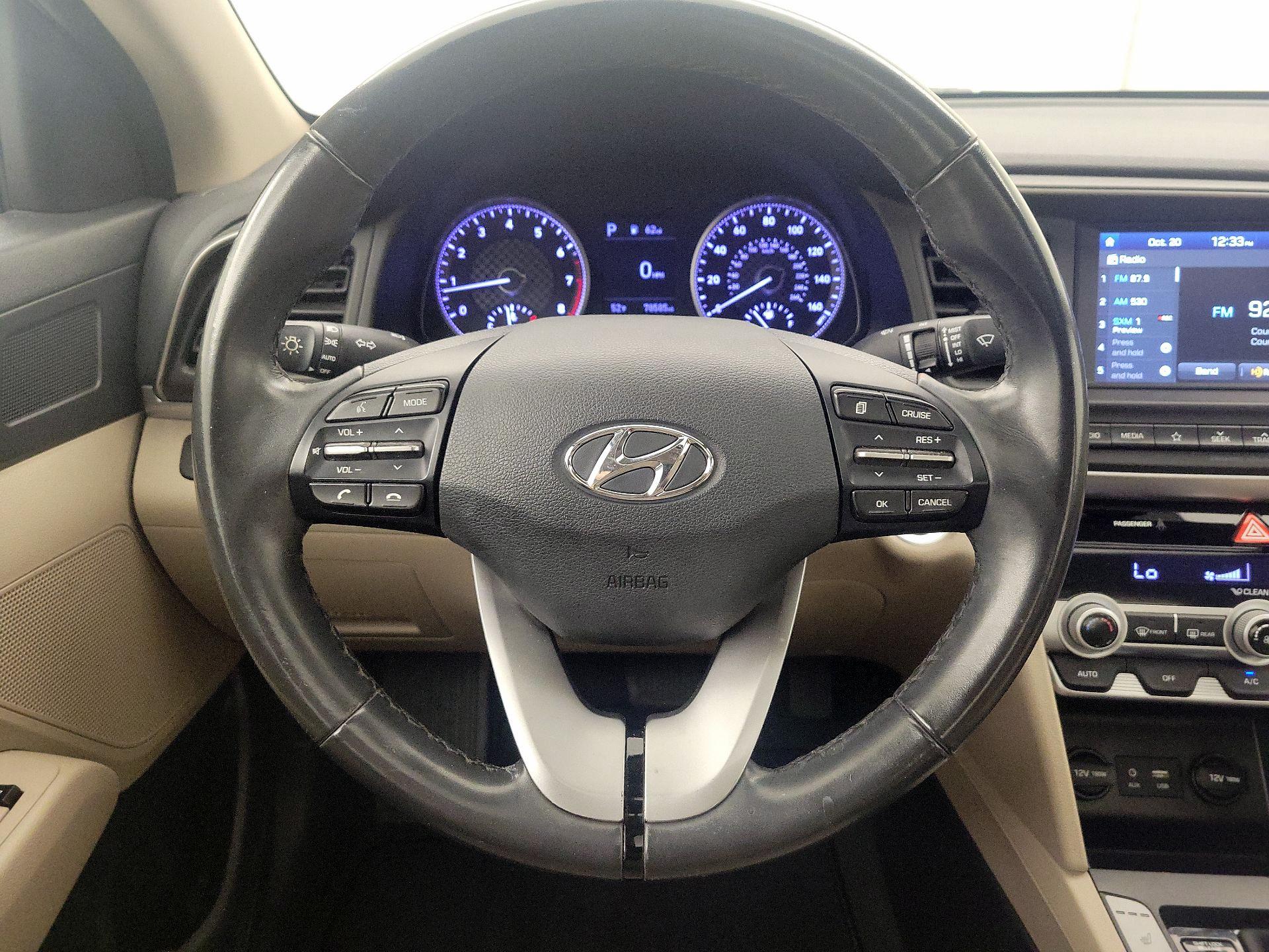 Thumbnail: 2019 Hyundai Elantra - 10