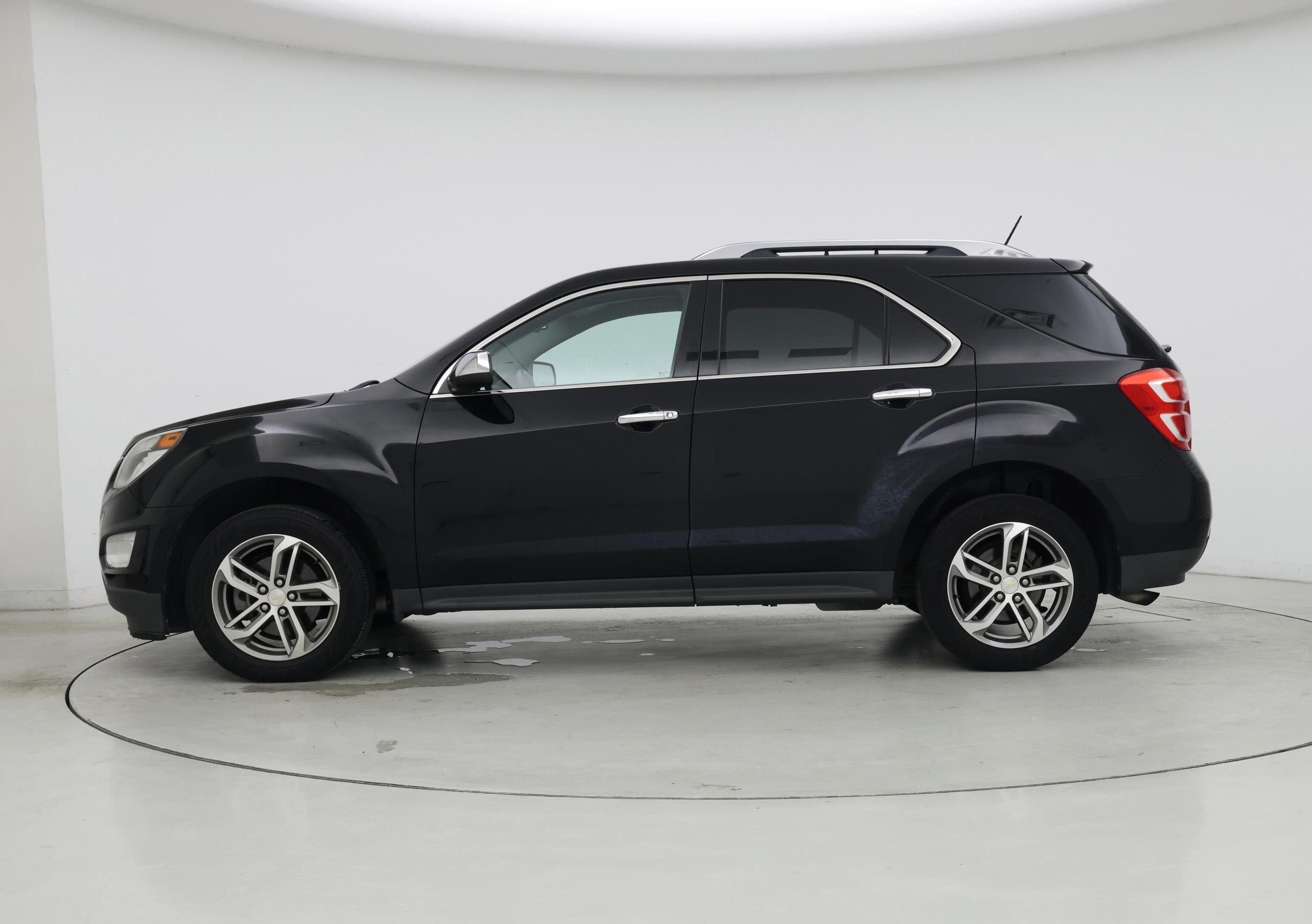 Thumbnail: 2016 Chevrolet Equinox - 3