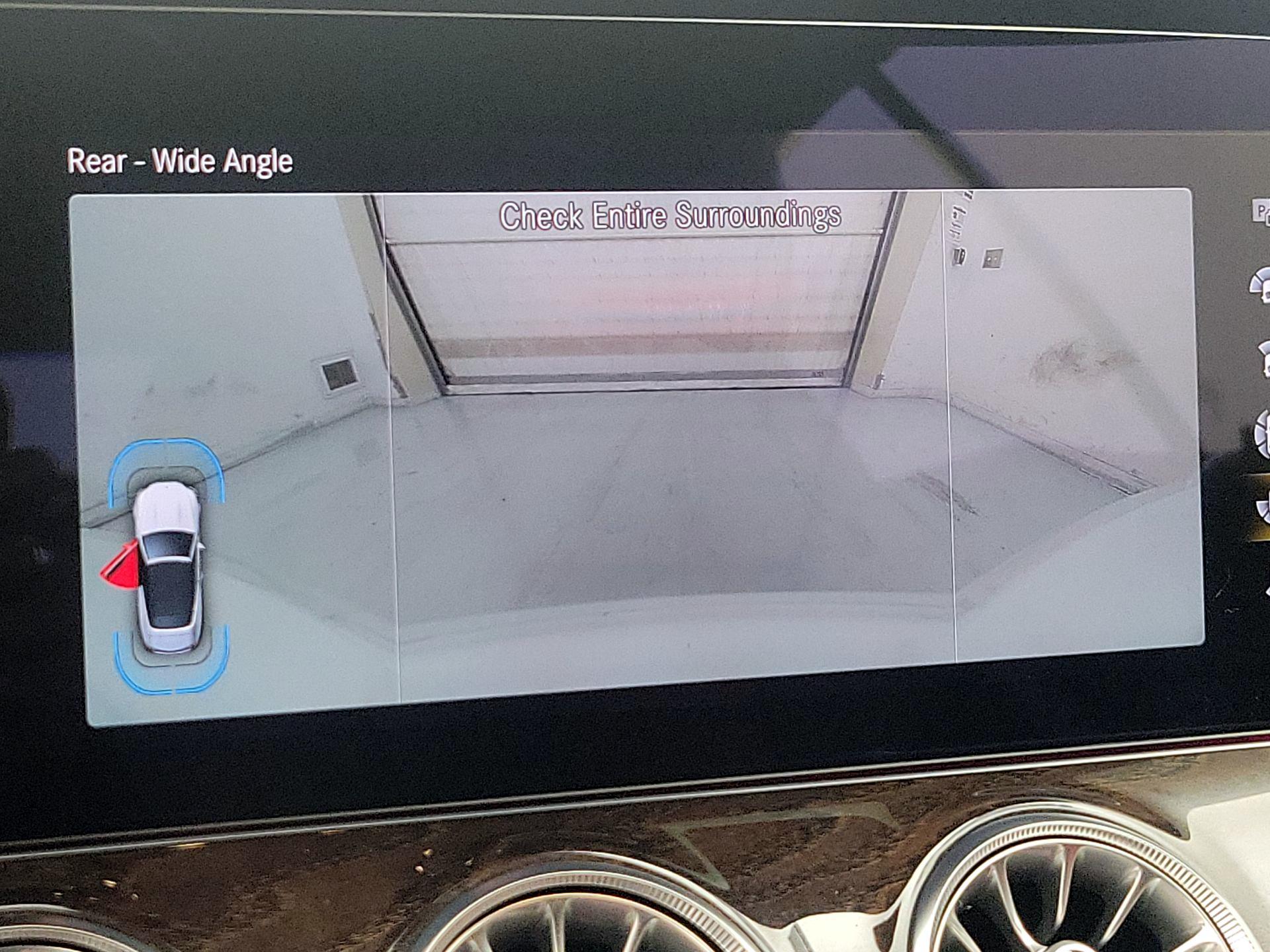 Thumbnail: 2022 Mercedes-Benz E-Class - 15