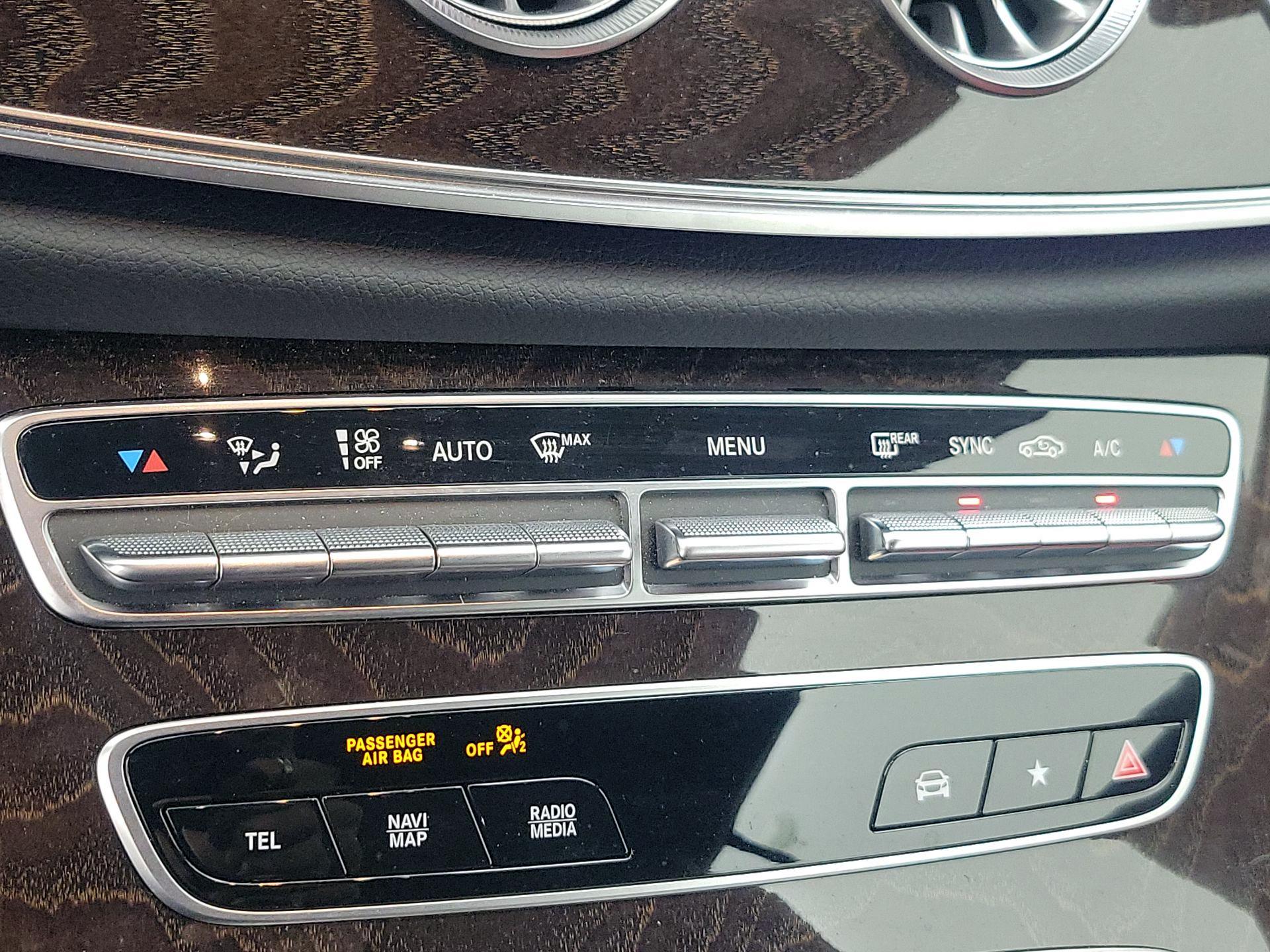 Thumbnail: 2022 Mercedes-Benz E-Class - 17