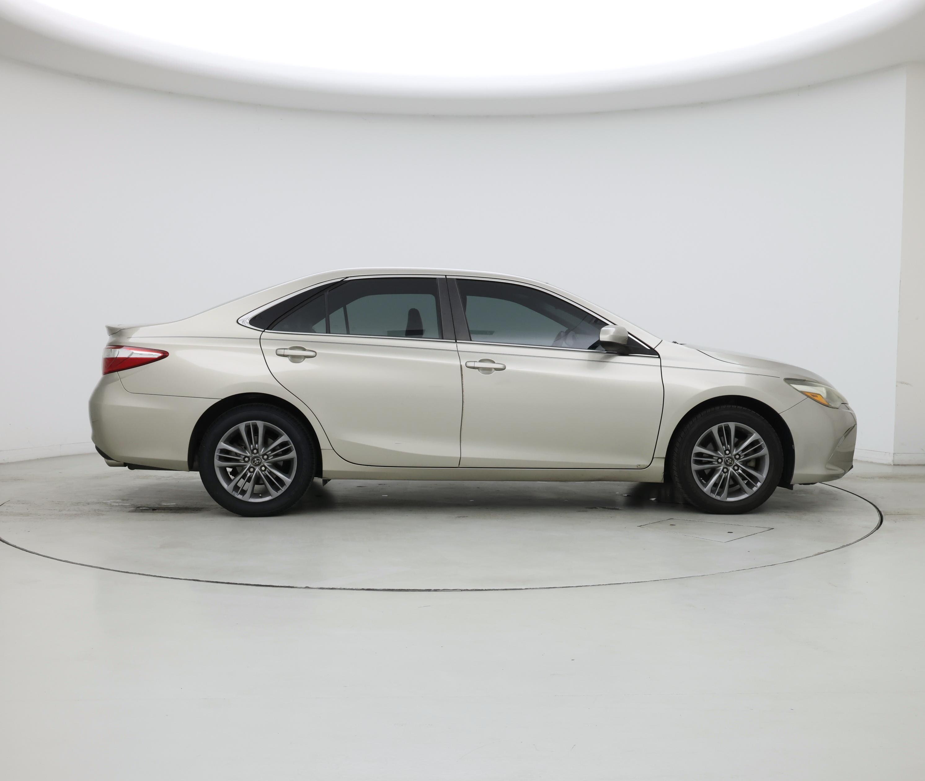 Thumbnail: 2016 Toyota Camry - 7