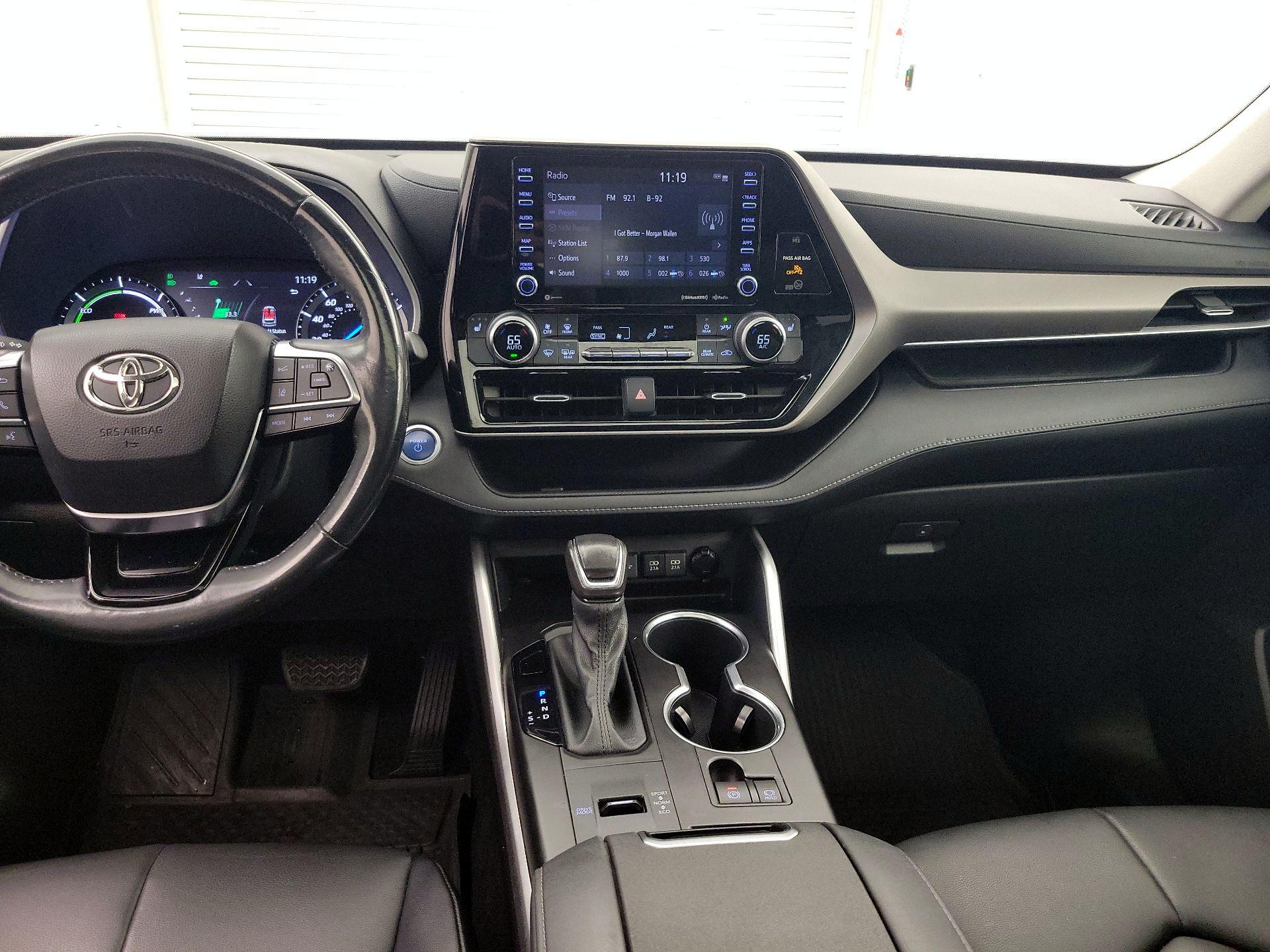 Thumbnail: 2020 Toyota Highlander - 9