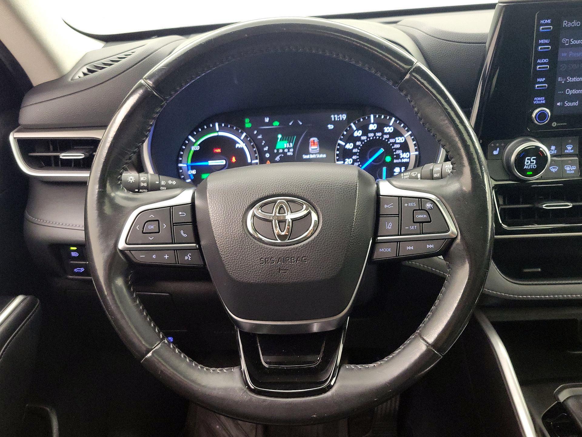 Thumbnail: 2020 Toyota Highlander - 10