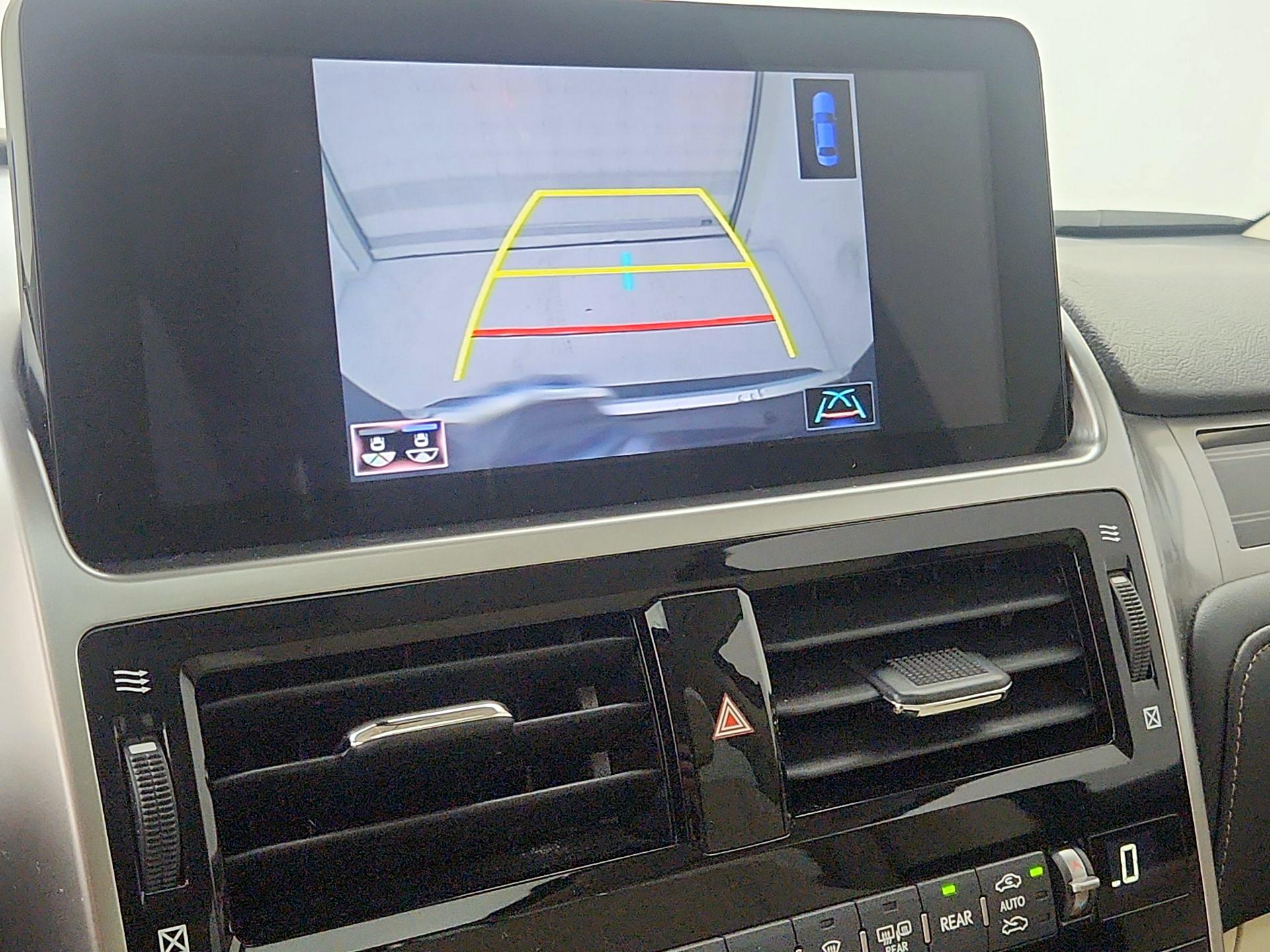 Thumbnail: 2022 Lexus GX - 15