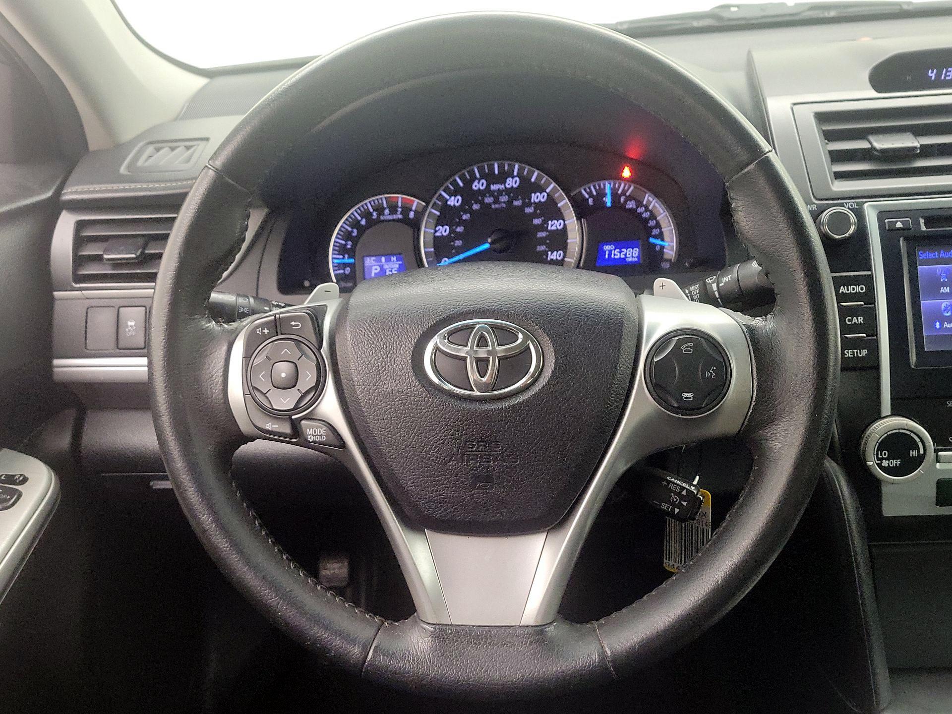 Thumbnail: 2014 Toyota Camry - 10