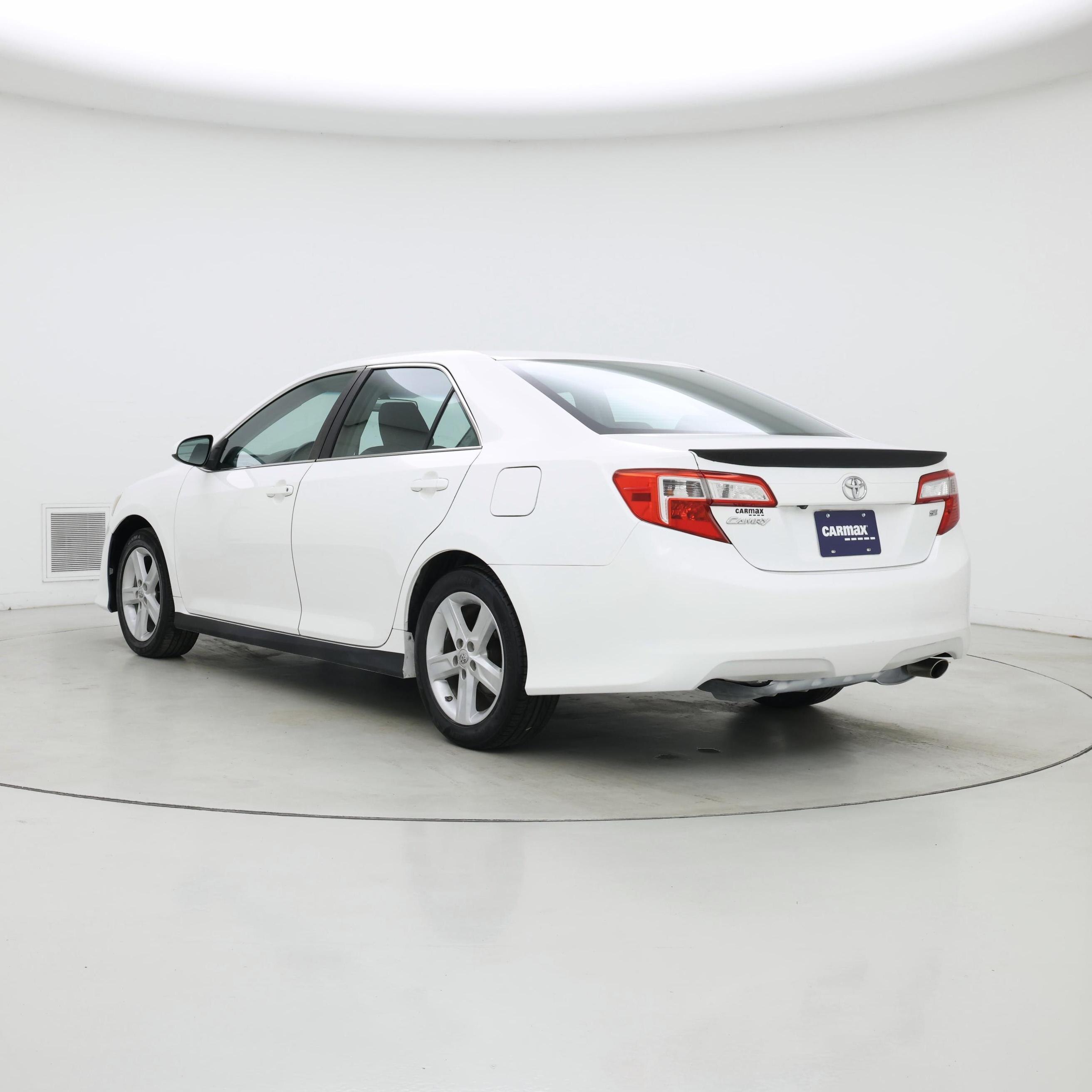 Thumbnail: 2014 Toyota Camry - 2