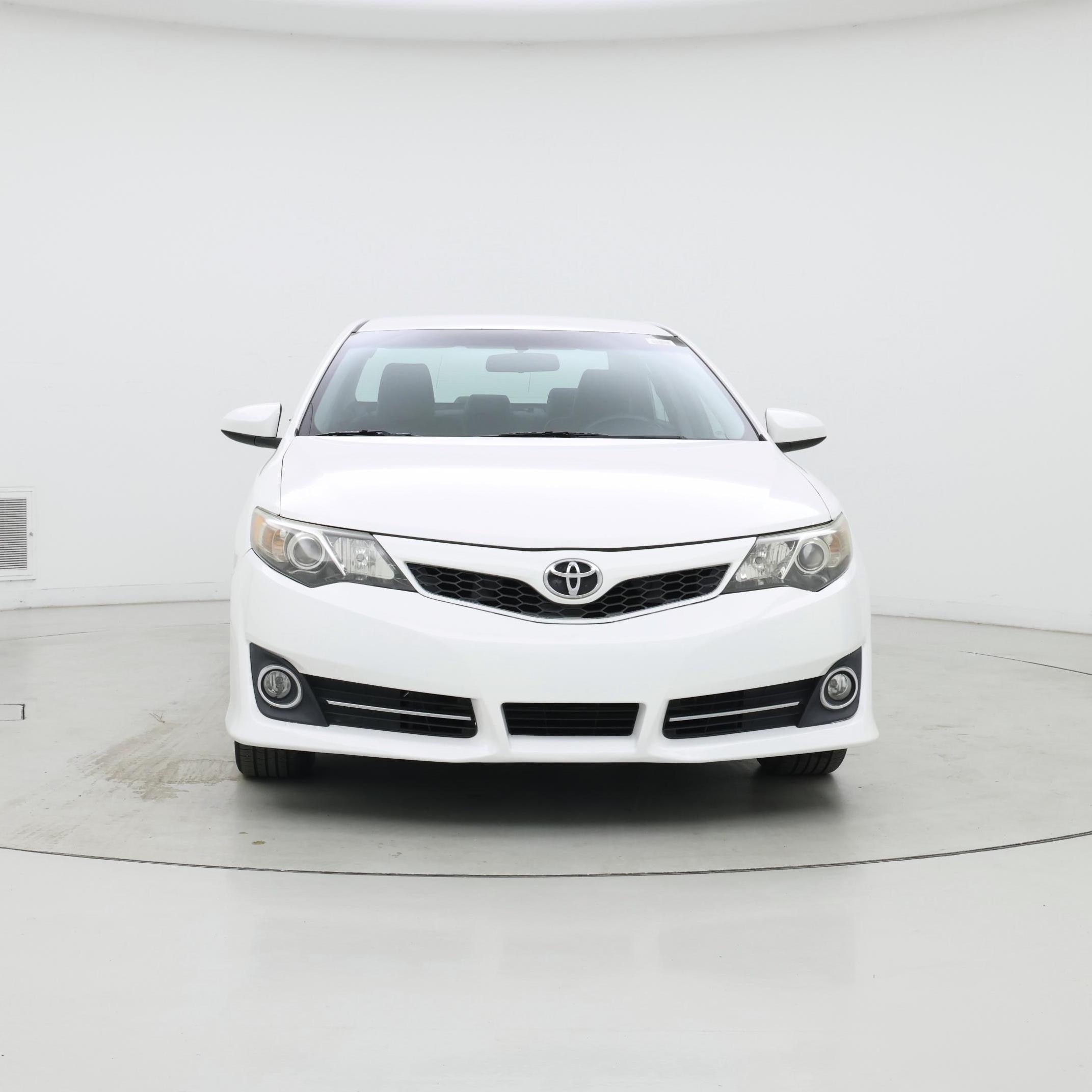 Thumbnail: 2014 Toyota Camry - 5