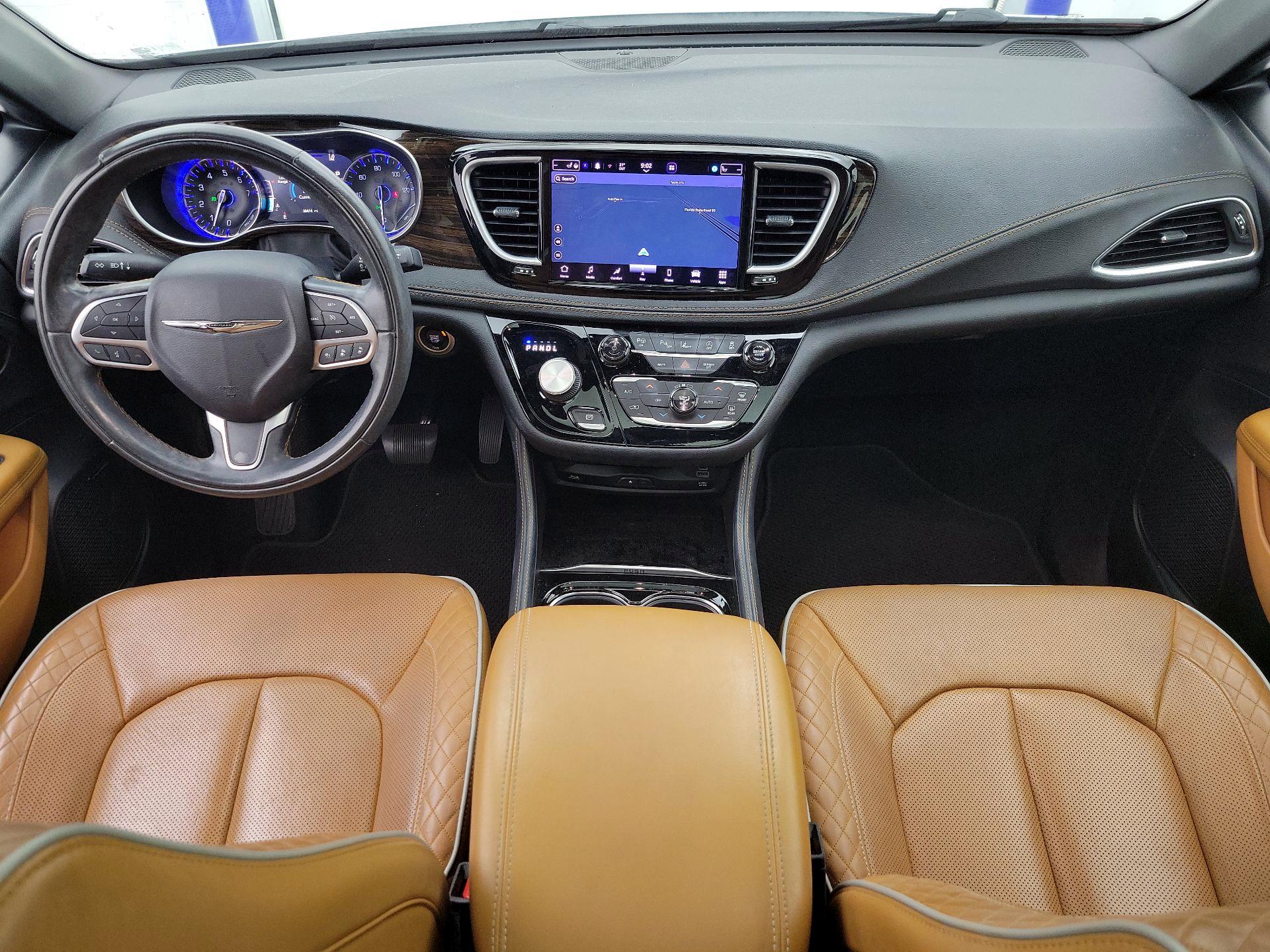 Thumbnail: 2022 Chrysler Pacifica - 9