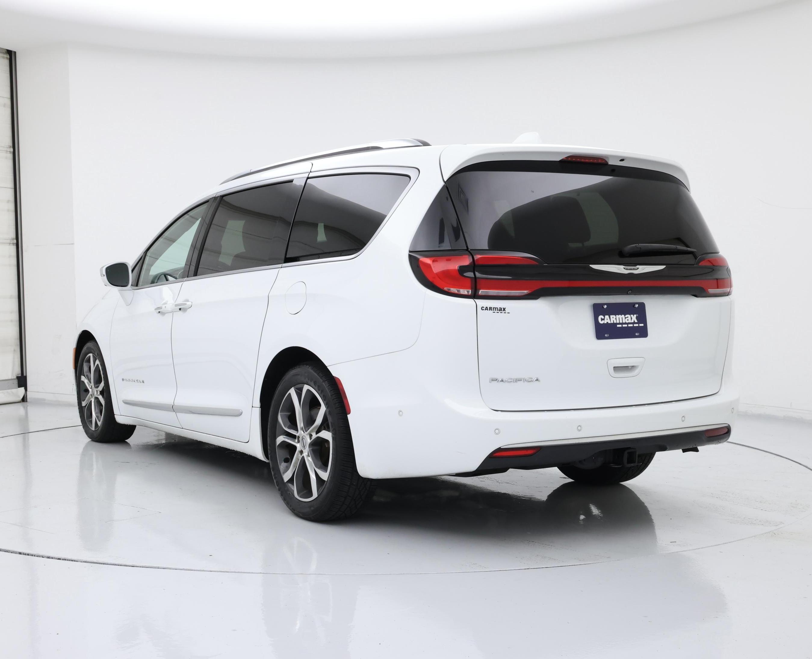 Thumbnail: 2022 Chrysler Pacifica - 2