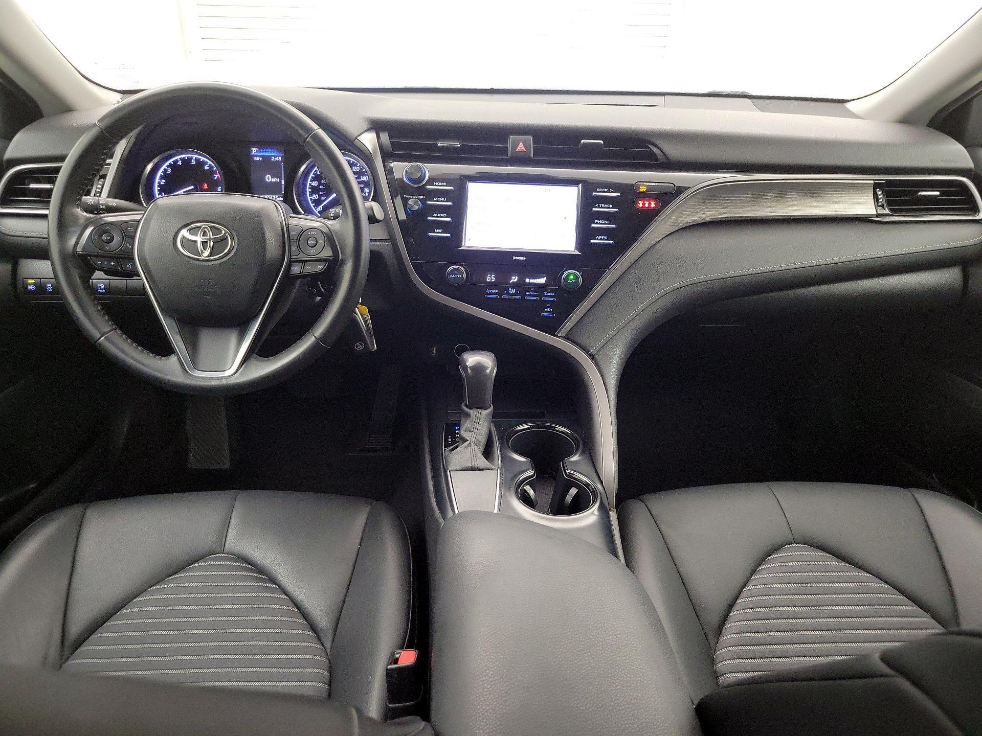 Thumbnail: 2020 Toyota Camry - 9