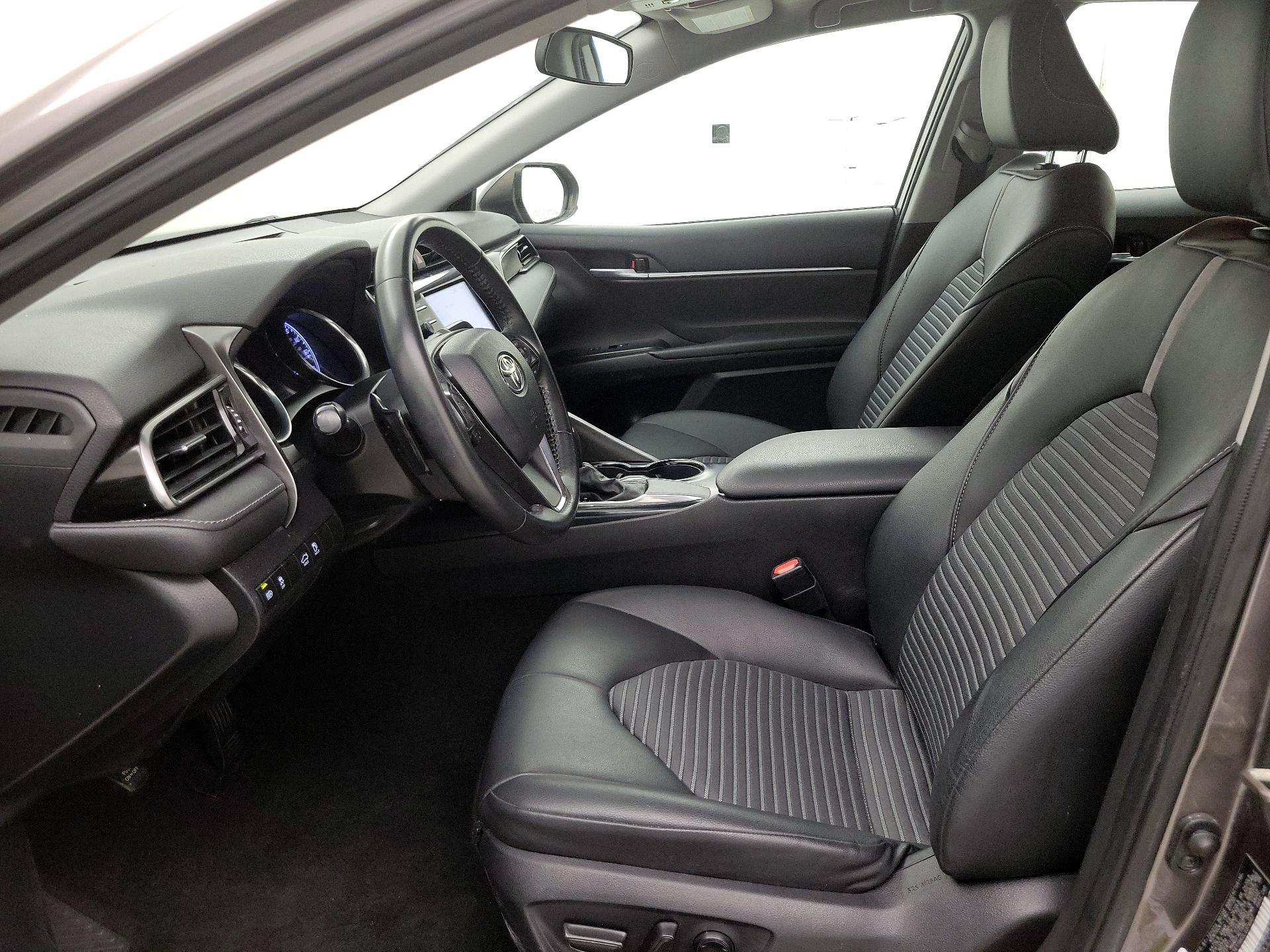 Thumbnail: 2020 Toyota Camry - 11