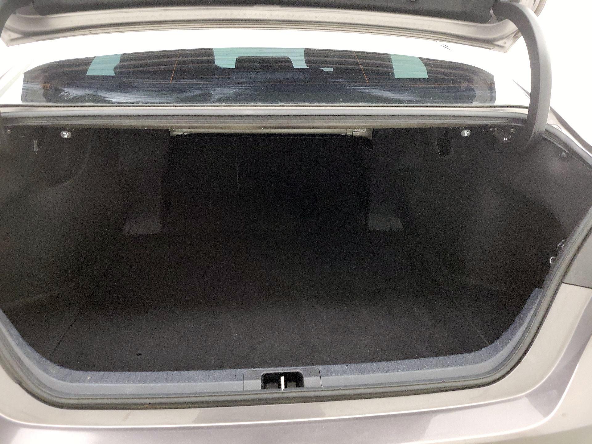 Thumbnail: 2020 Toyota Camry - 20