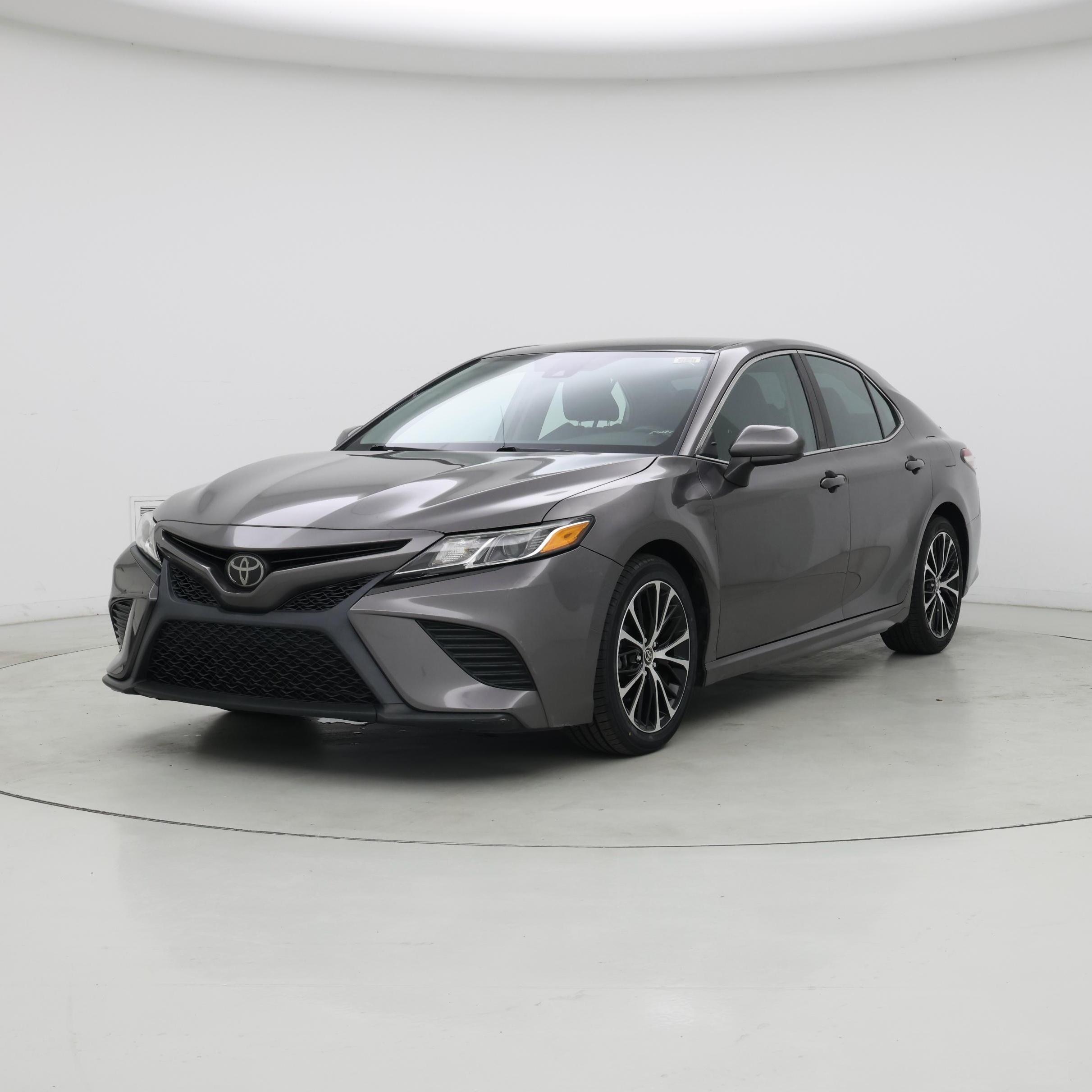 Thumbnail: 2020 Toyota Camry - 4