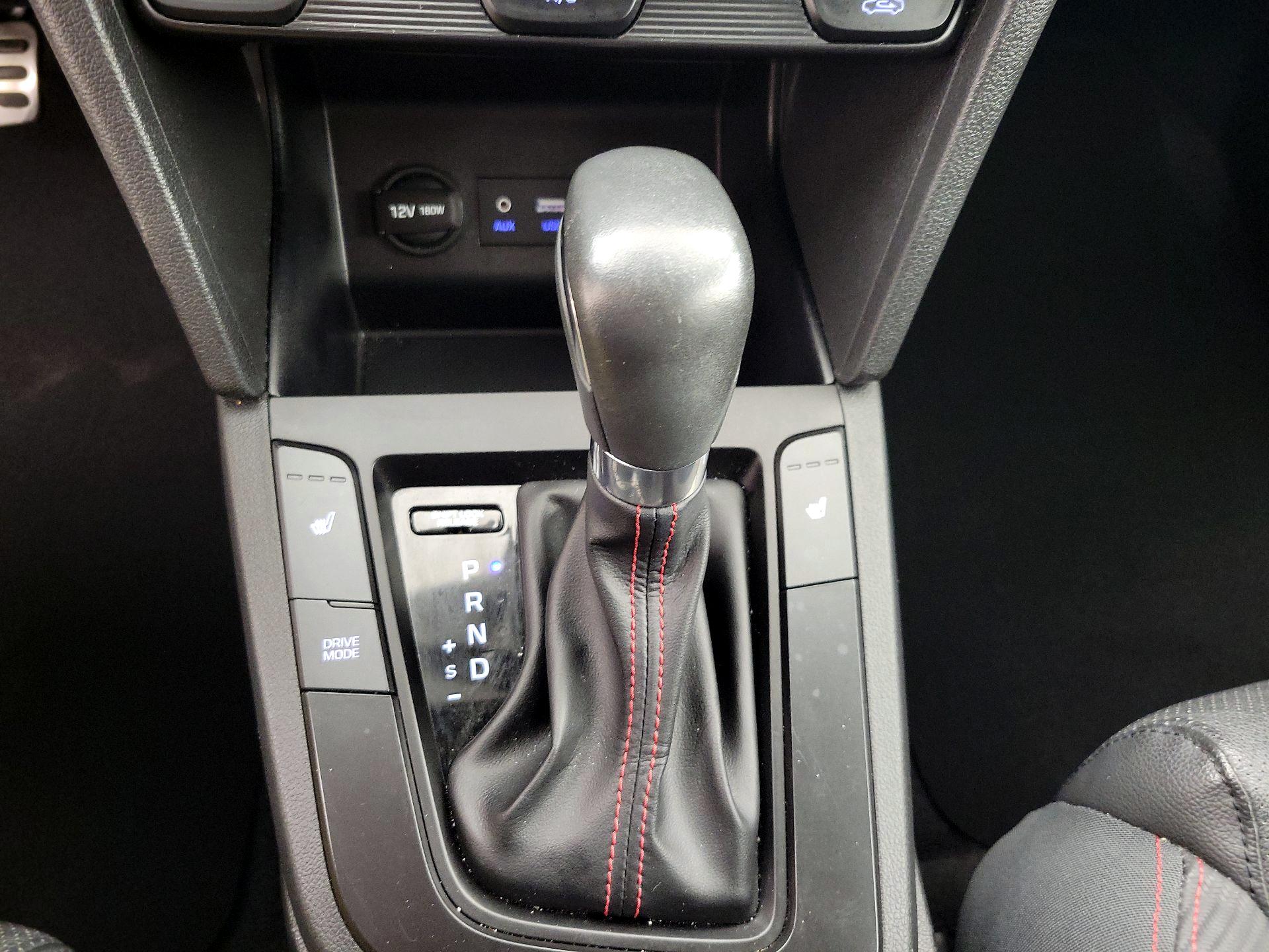 Thumbnail: 2019 Hyundai Elantra - 17