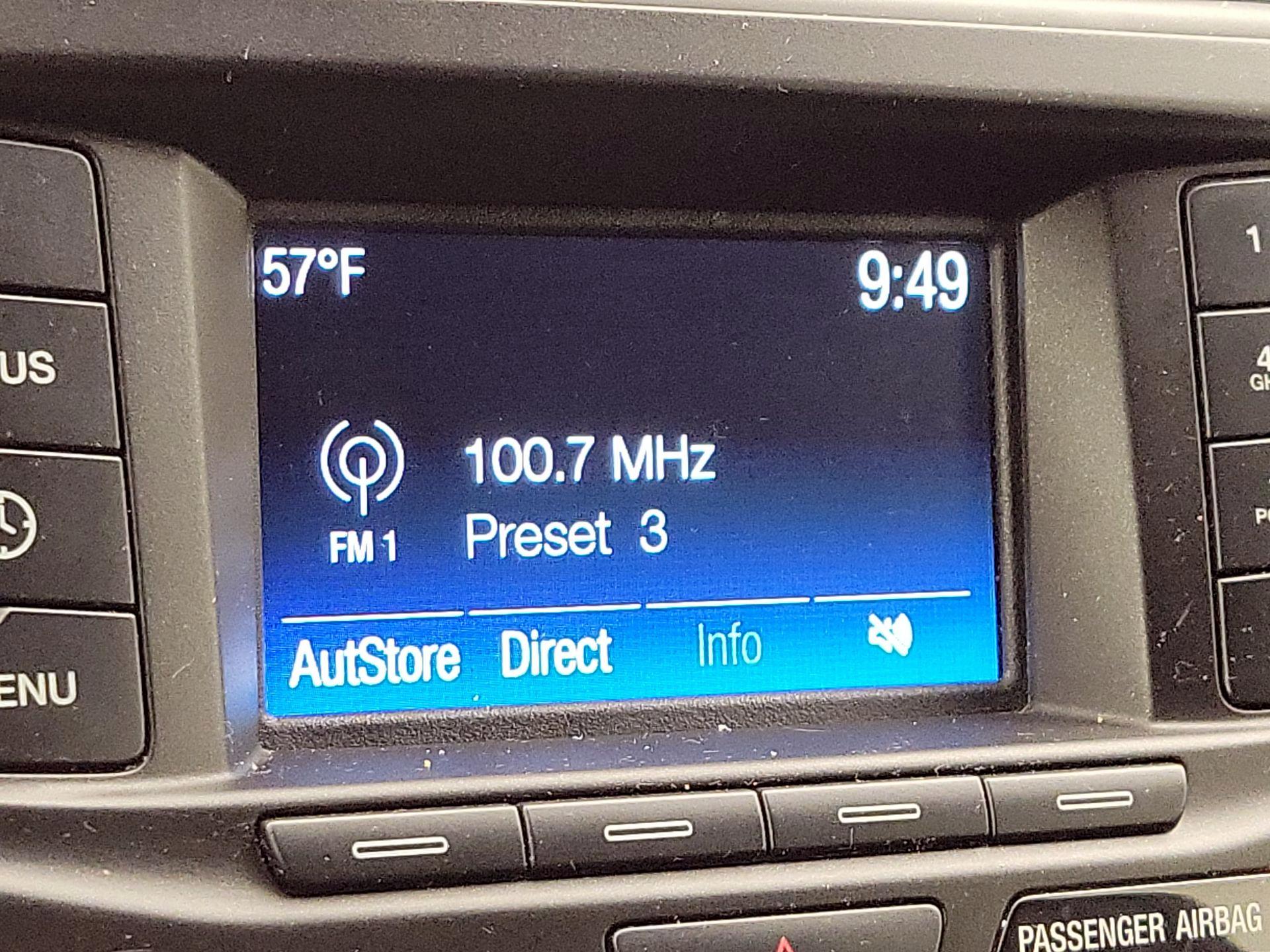 Thumbnail: 2018 Ford Explorer - 15