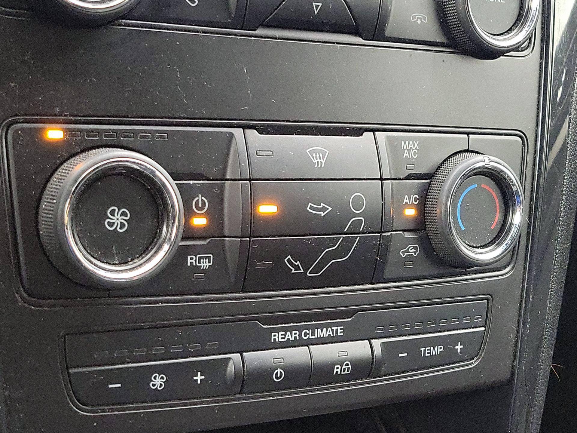 Thumbnail: 2018 Ford Explorer - 16