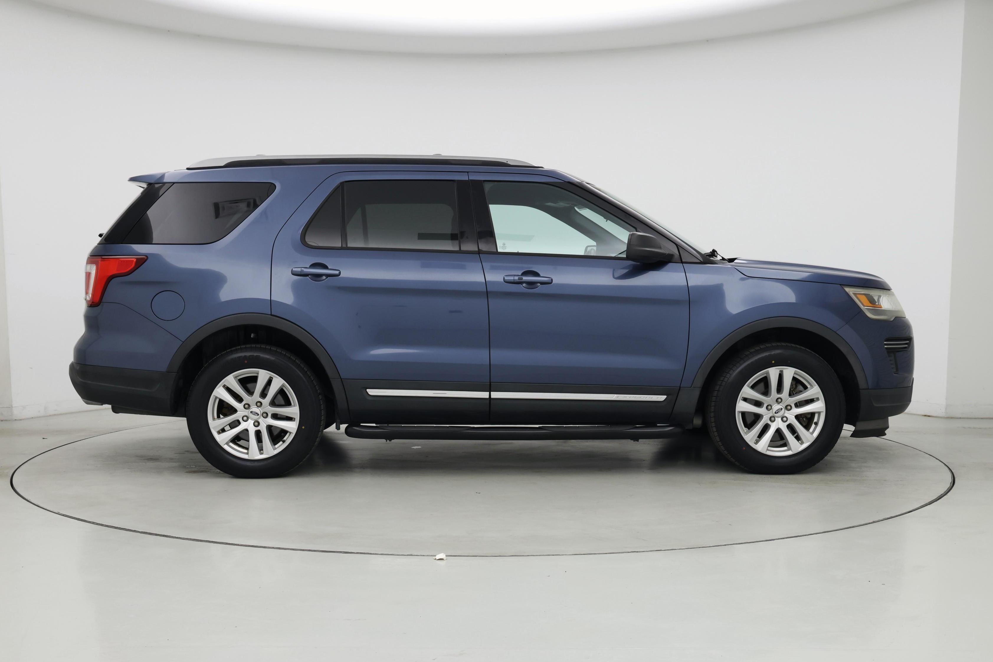 Thumbnail: 2018 Ford Explorer - 7