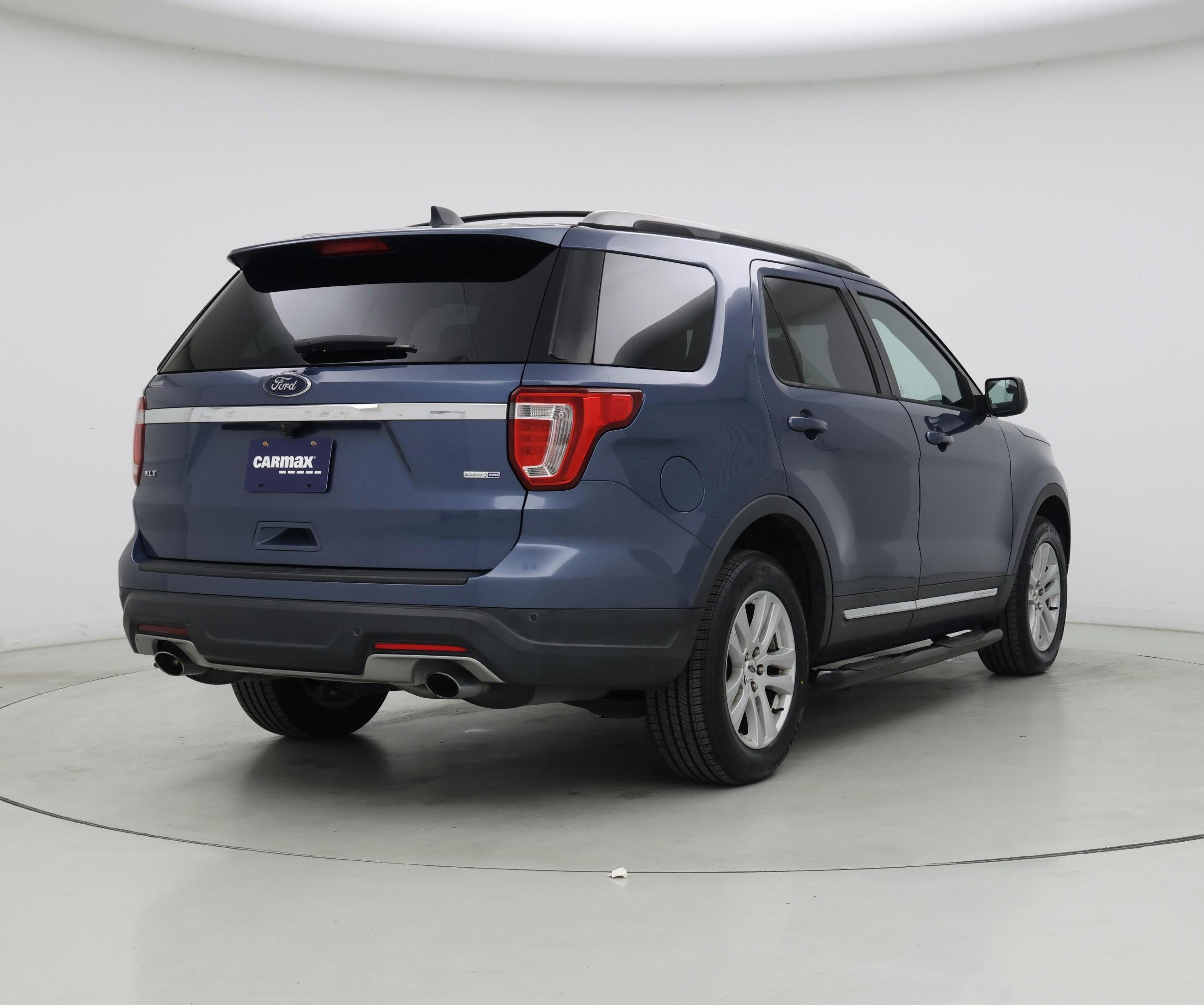 Thumbnail: 2018 Ford Explorer - 8