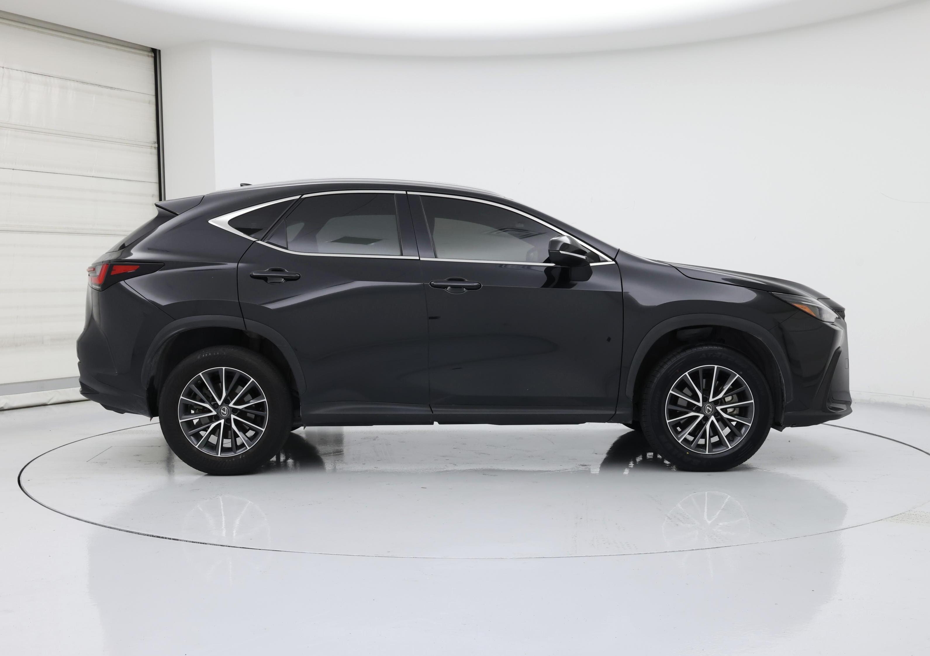 Thumbnail: 2023 Lexus NX - 7