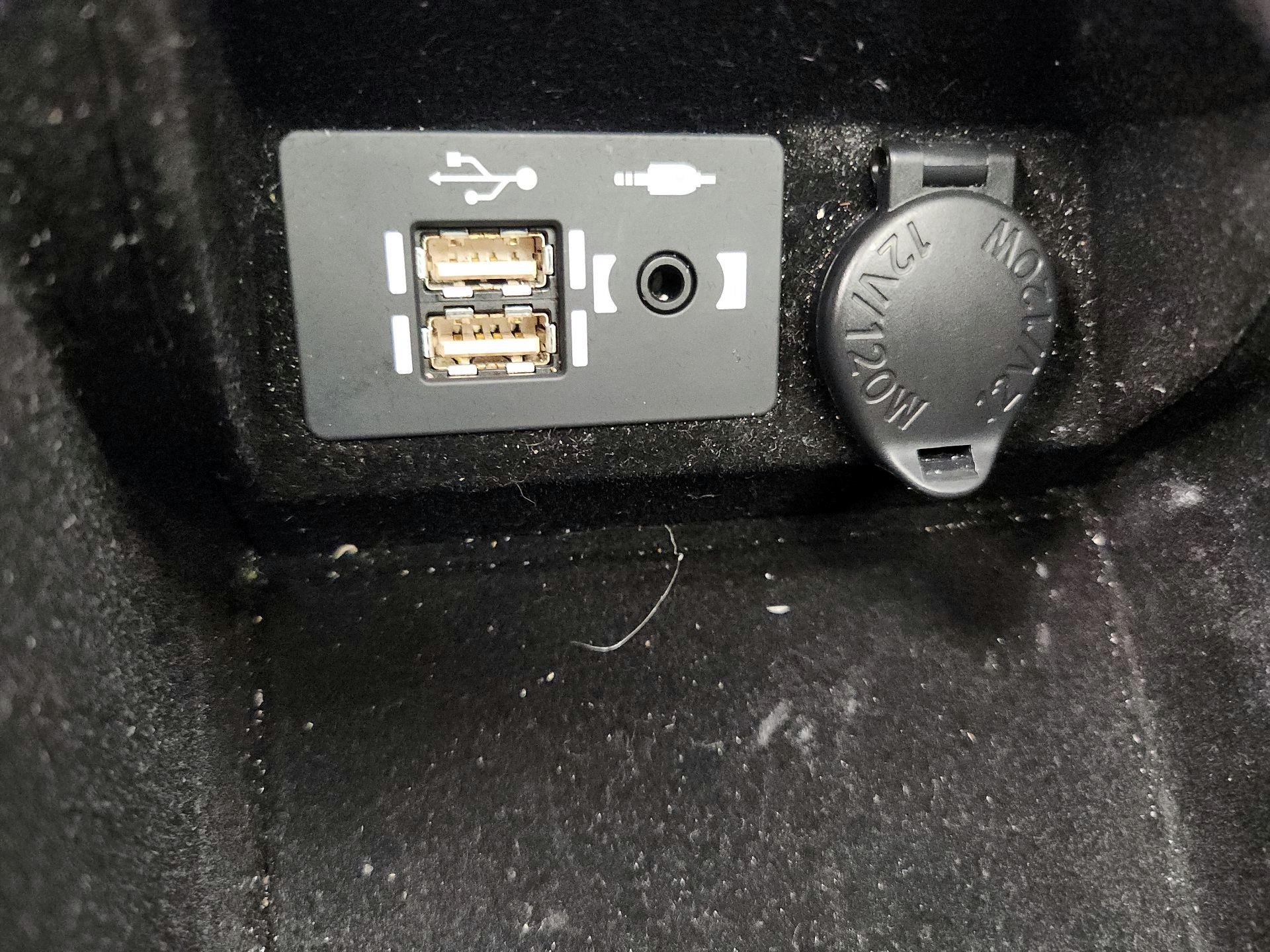 Thumbnail: 2023 Lexus IS - 18