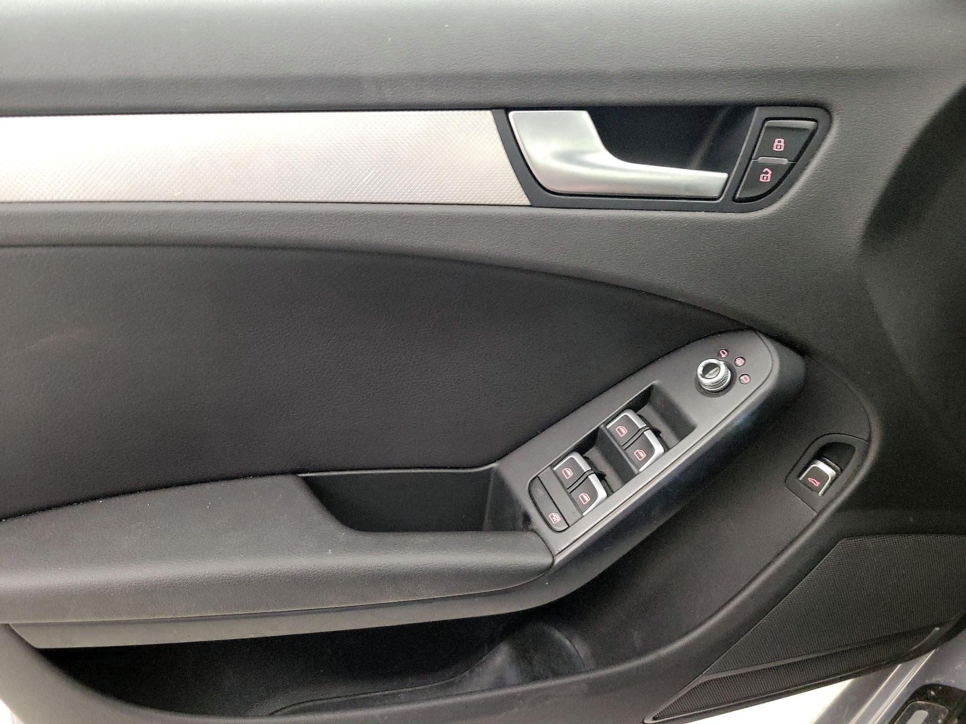 Thumbnail: 2015 Audi A4 - 12