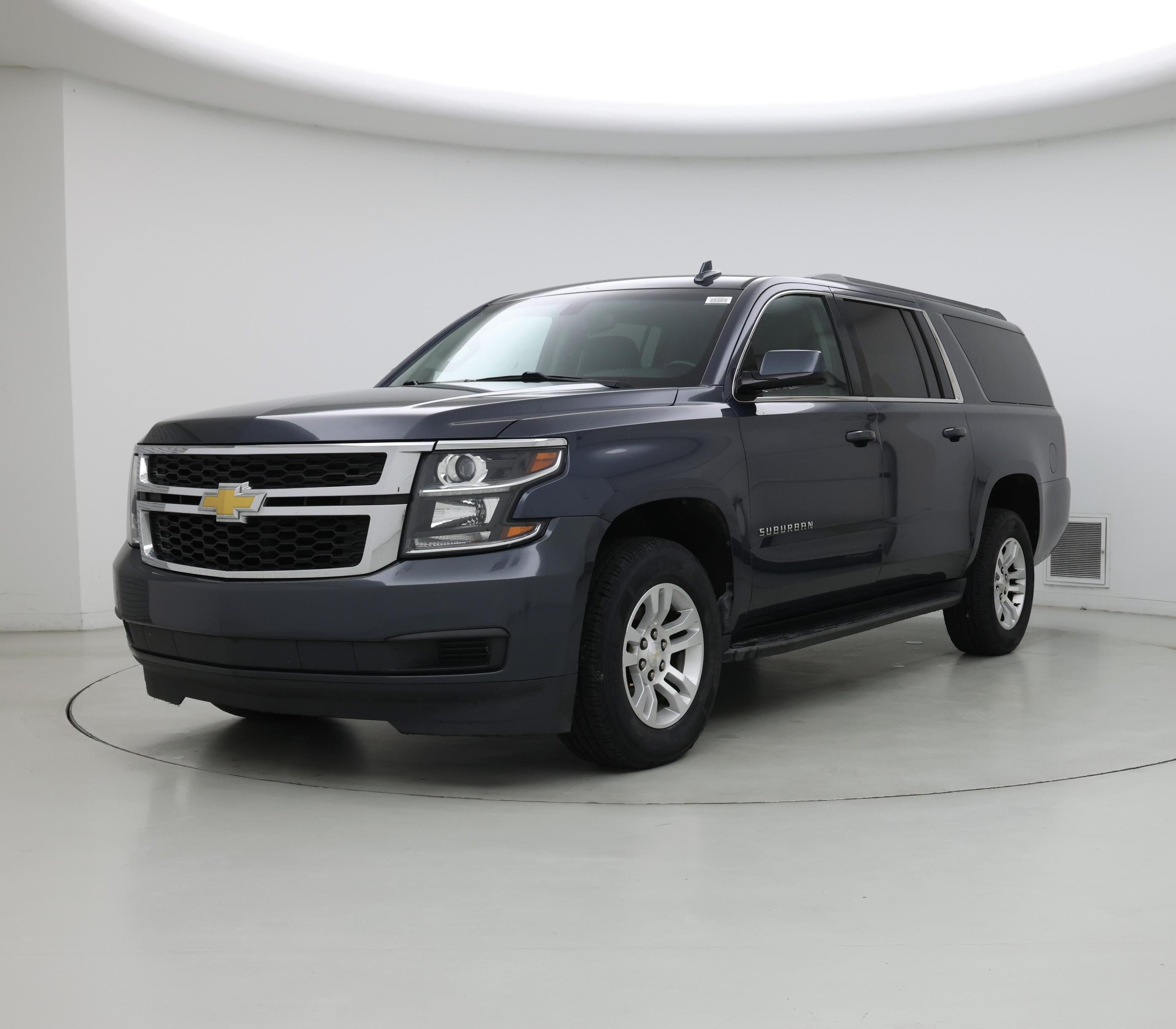 Thumbnail: 2019 Chevrolet Suburban - 4