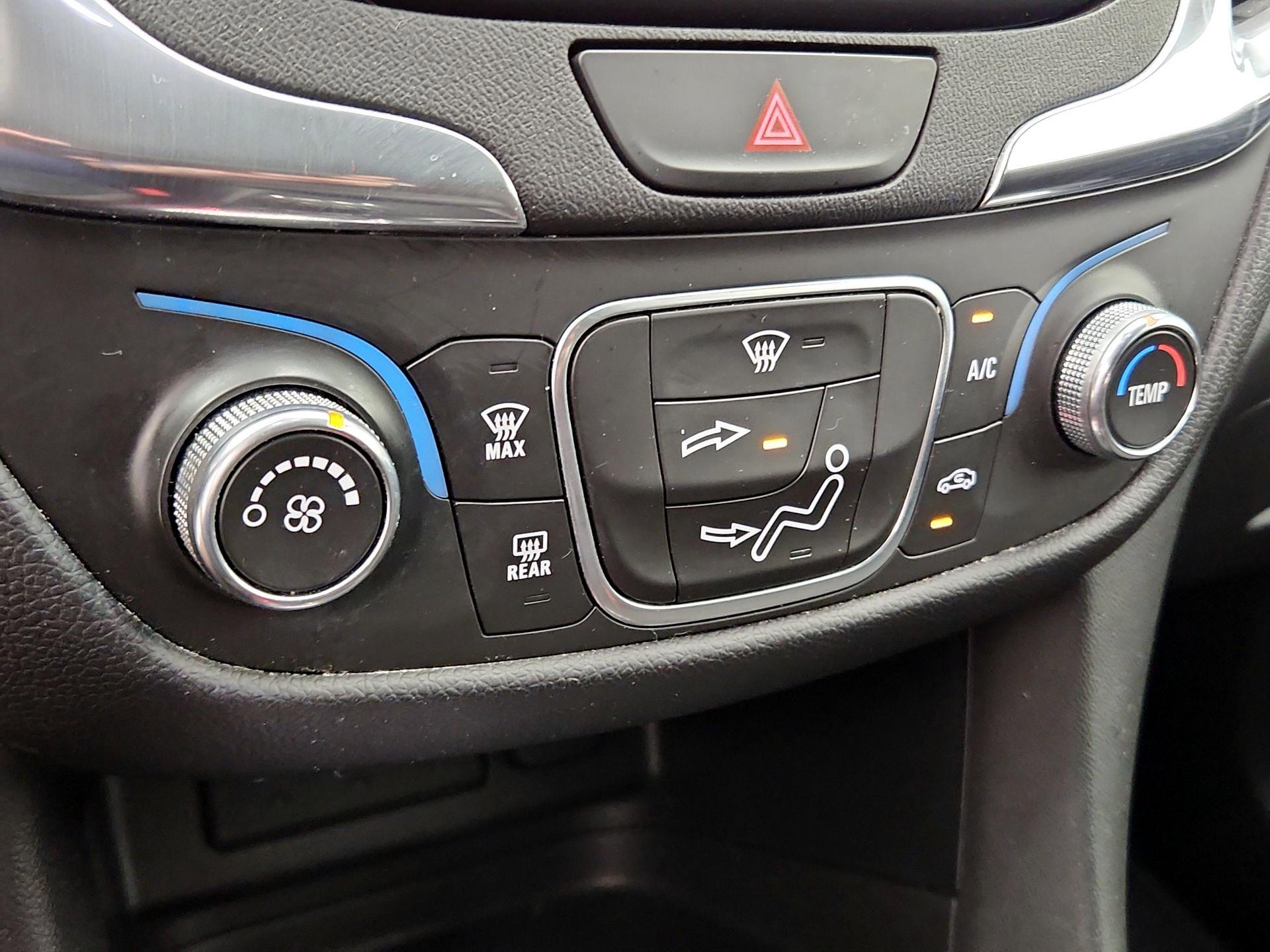 Thumbnail: 2020 Chevrolet Equinox - 16