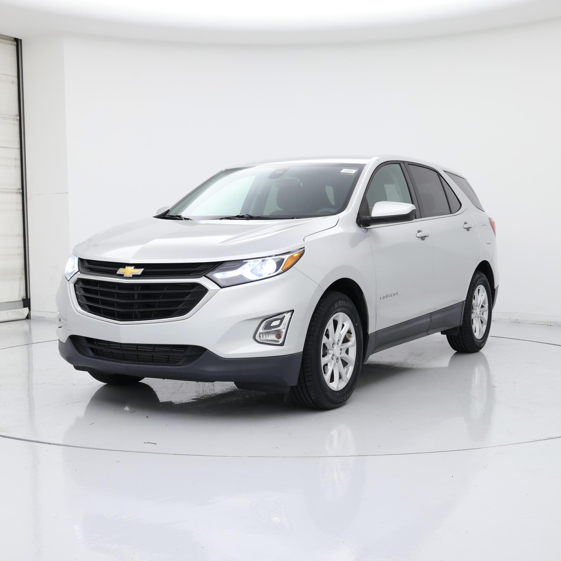 Thumbnail: 2020 Chevrolet Equinox - 4