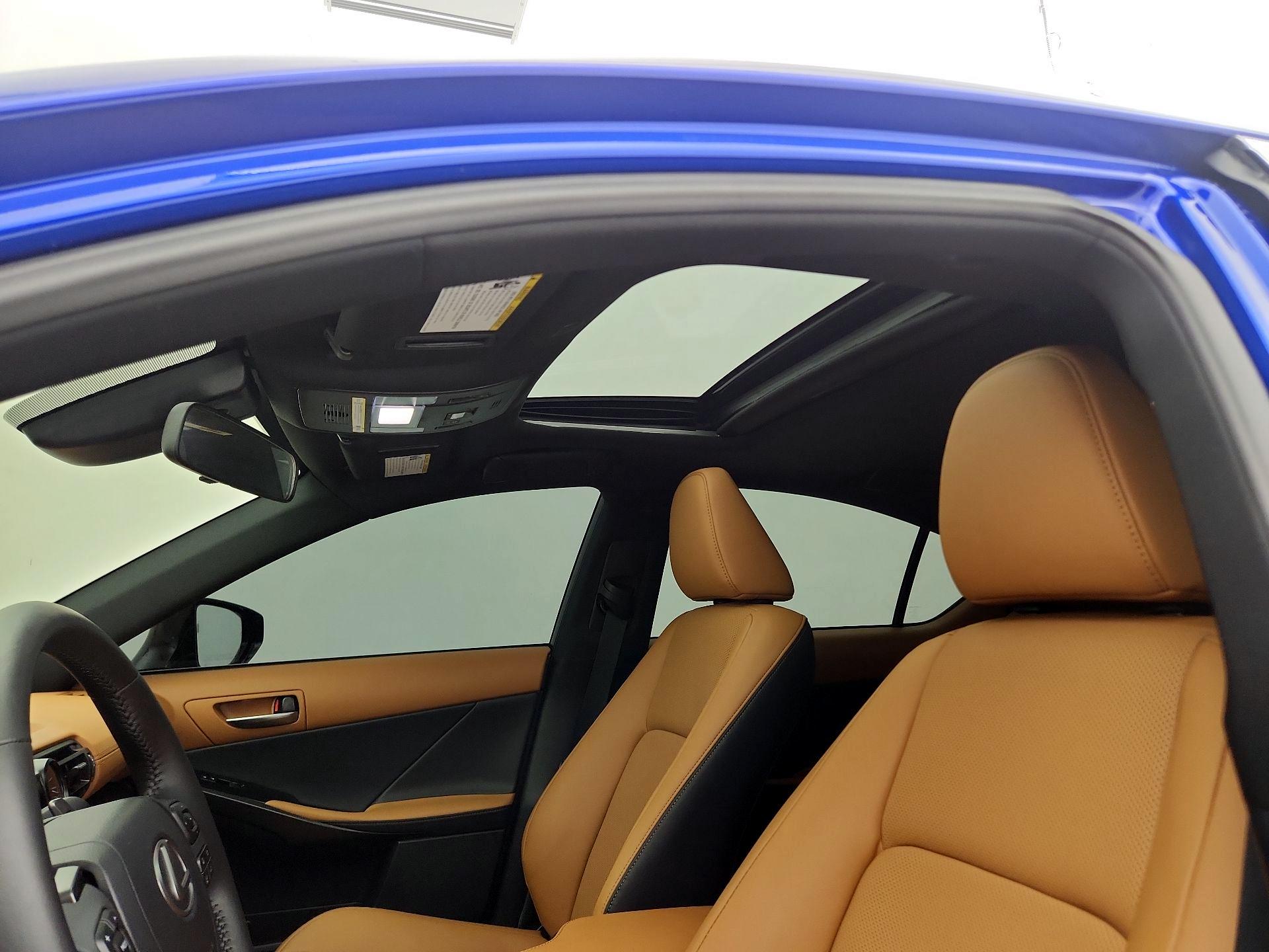 Thumbnail: 2025 Lexus IS - 19