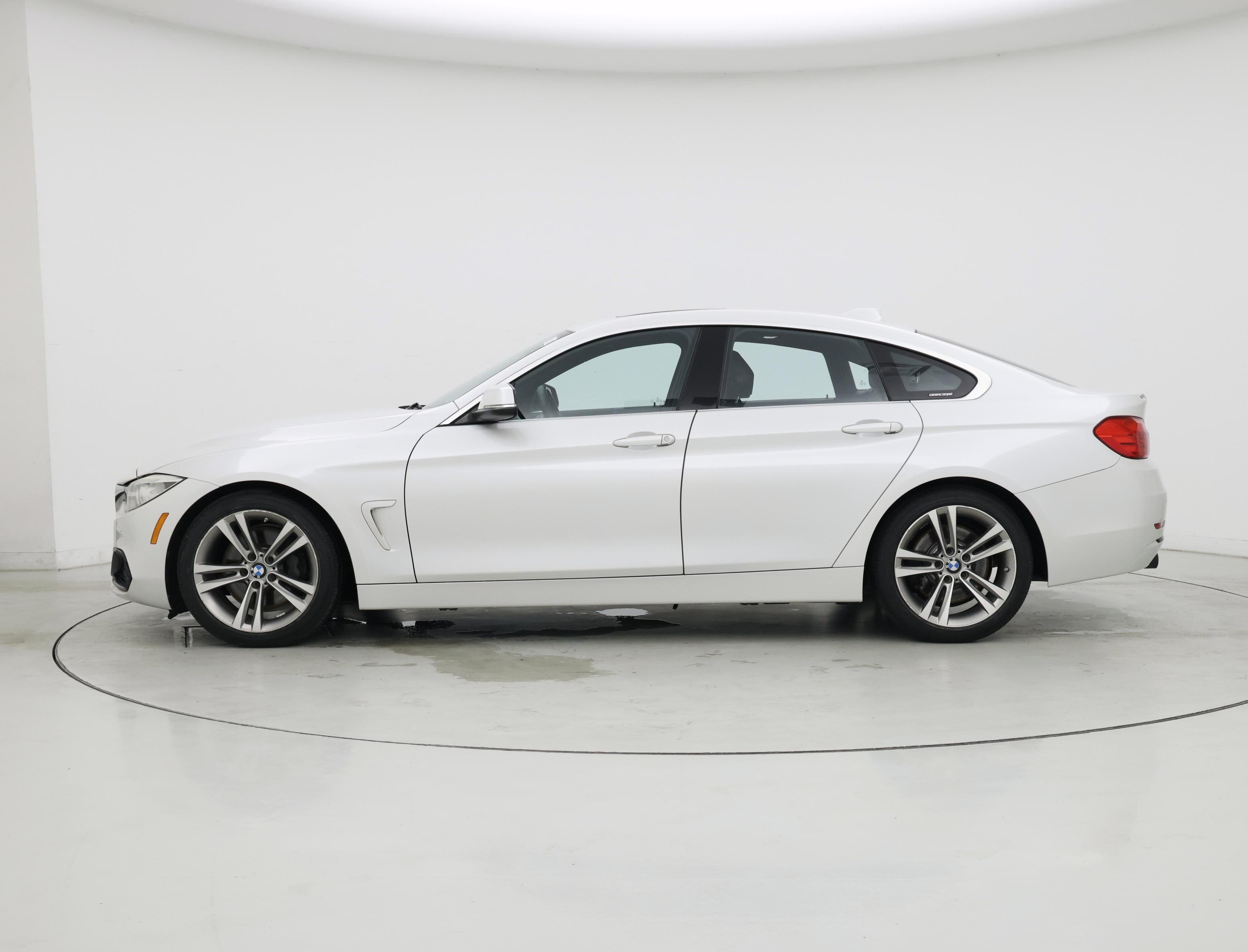 Thumbnail: 2017 BMW 4 Series - 3