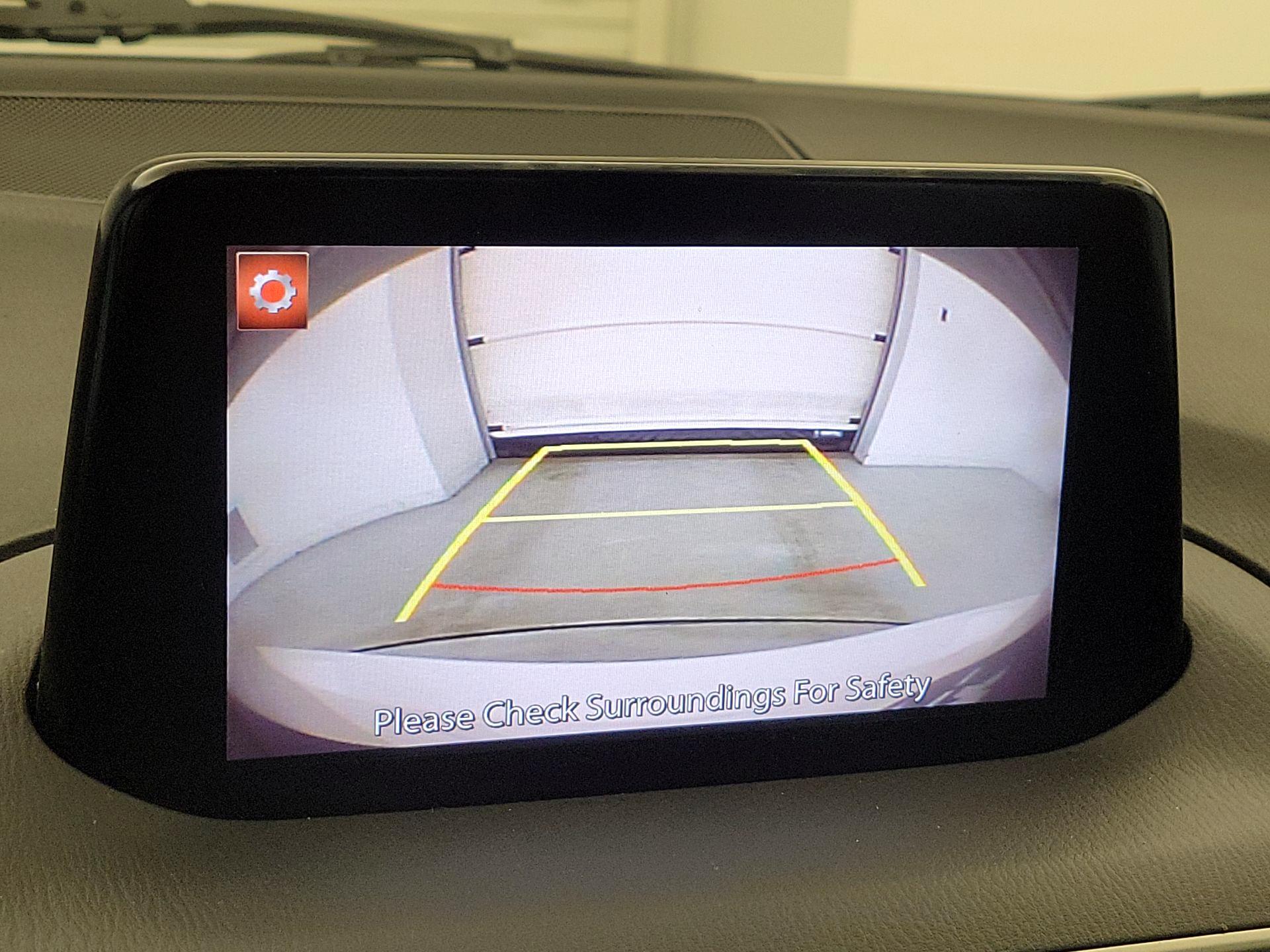 Thumbnail: 2017 Mazda Mazda3 - 14