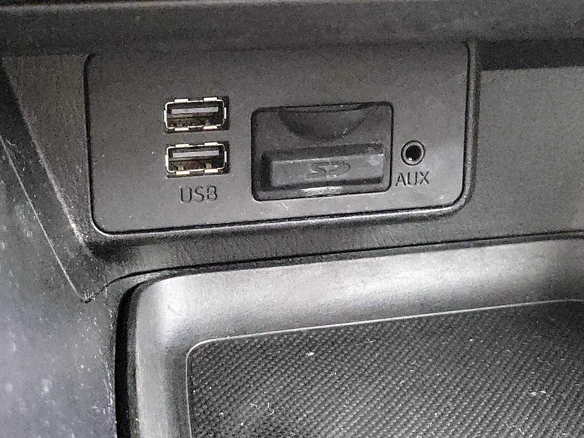 Thumbnail: 2017 Mazda Mazda3 - 18