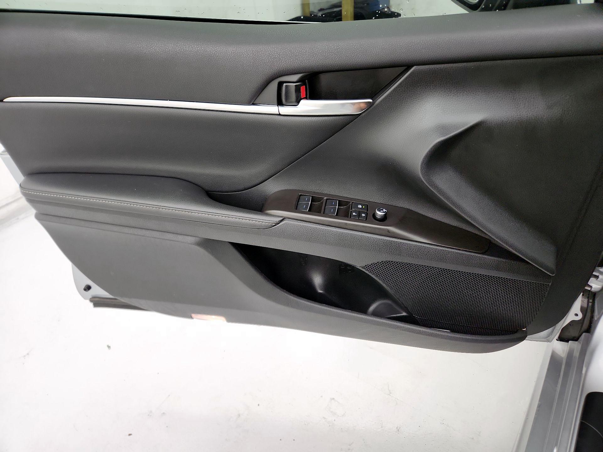 Thumbnail: 2024 Toyota Camry - 12