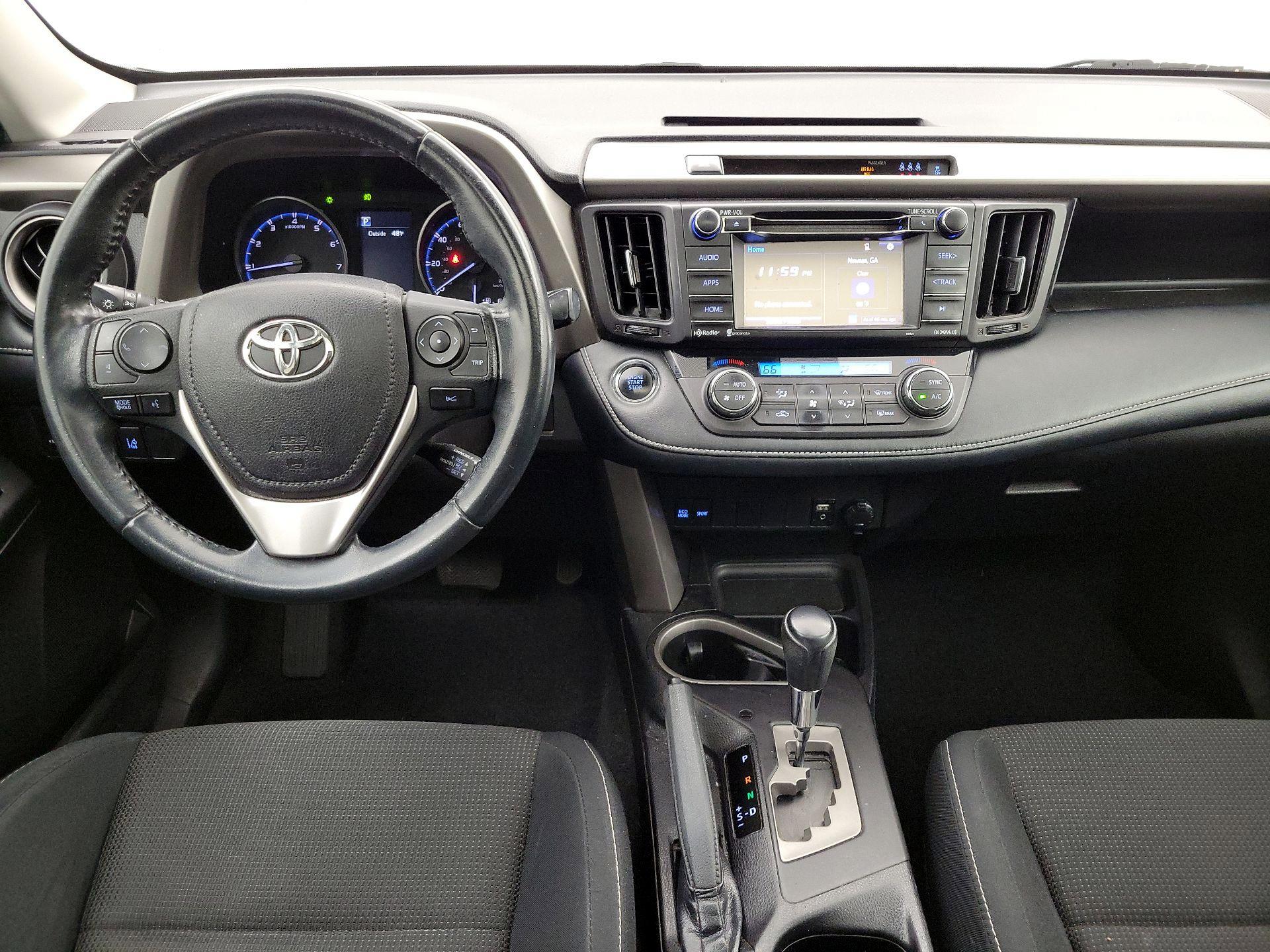 Thumbnail: 2018 Toyota RAV4 - 9