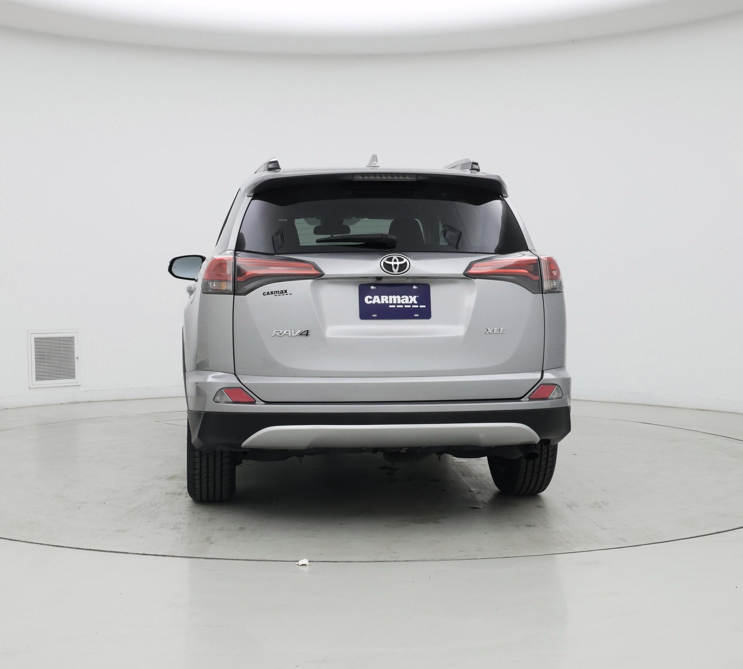 Thumbnail: 2018 Toyota RAV4 - 6