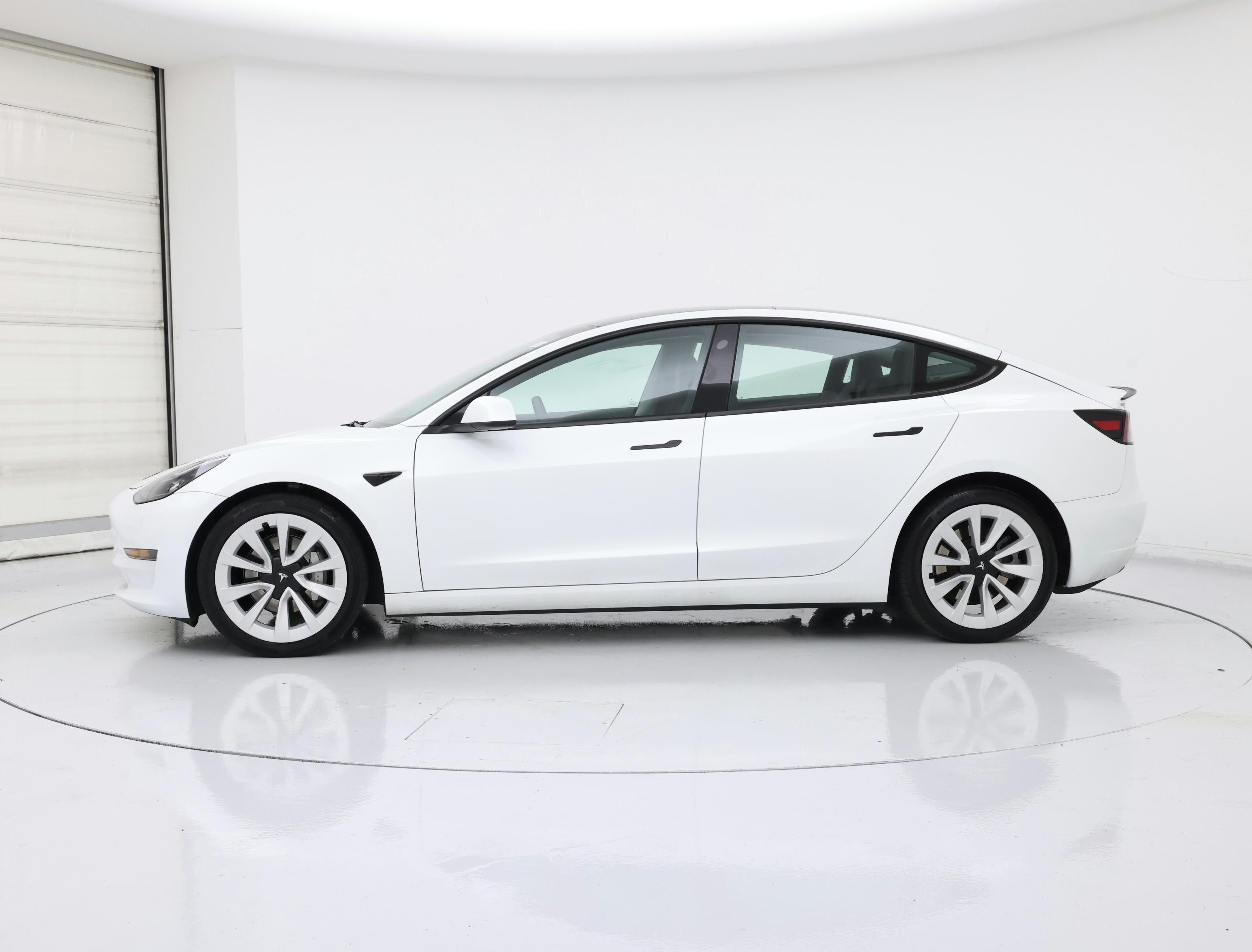 Thumbnail: 2023 Tesla Model 3 - 3