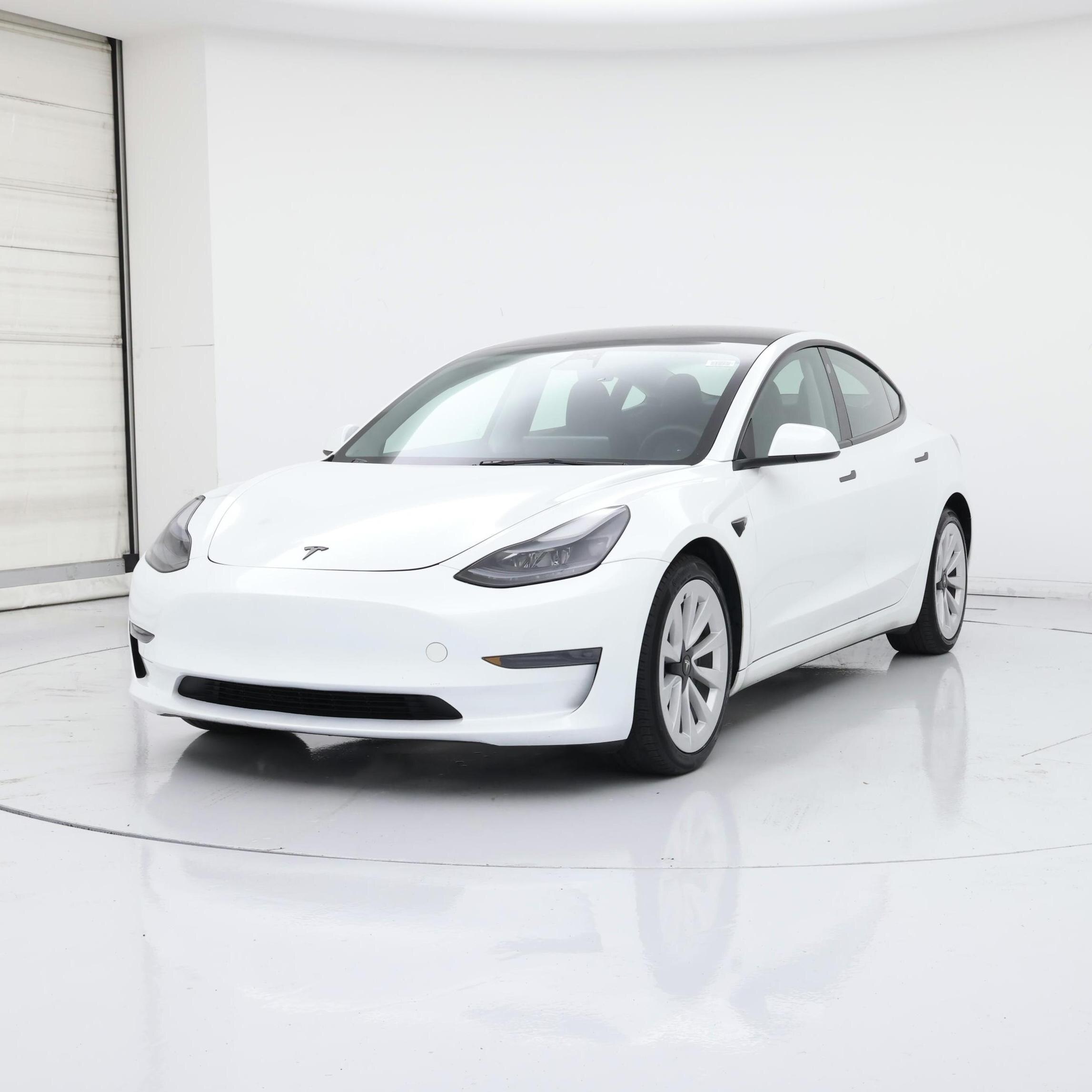 Thumbnail: 2023 Tesla Model 3 - 4