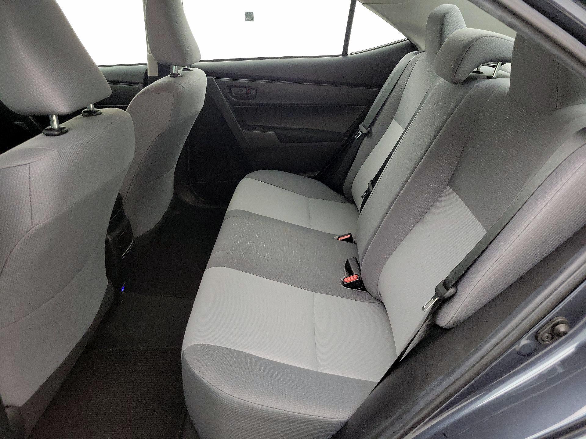 Thumbnail: 2019 Toyota Corolla - 19