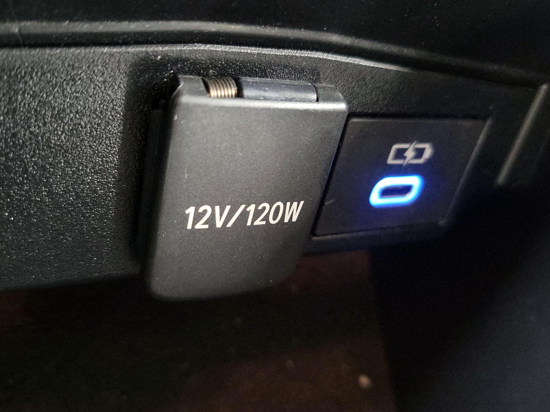 Thumbnail: 2022 Toyota Corolla - 18