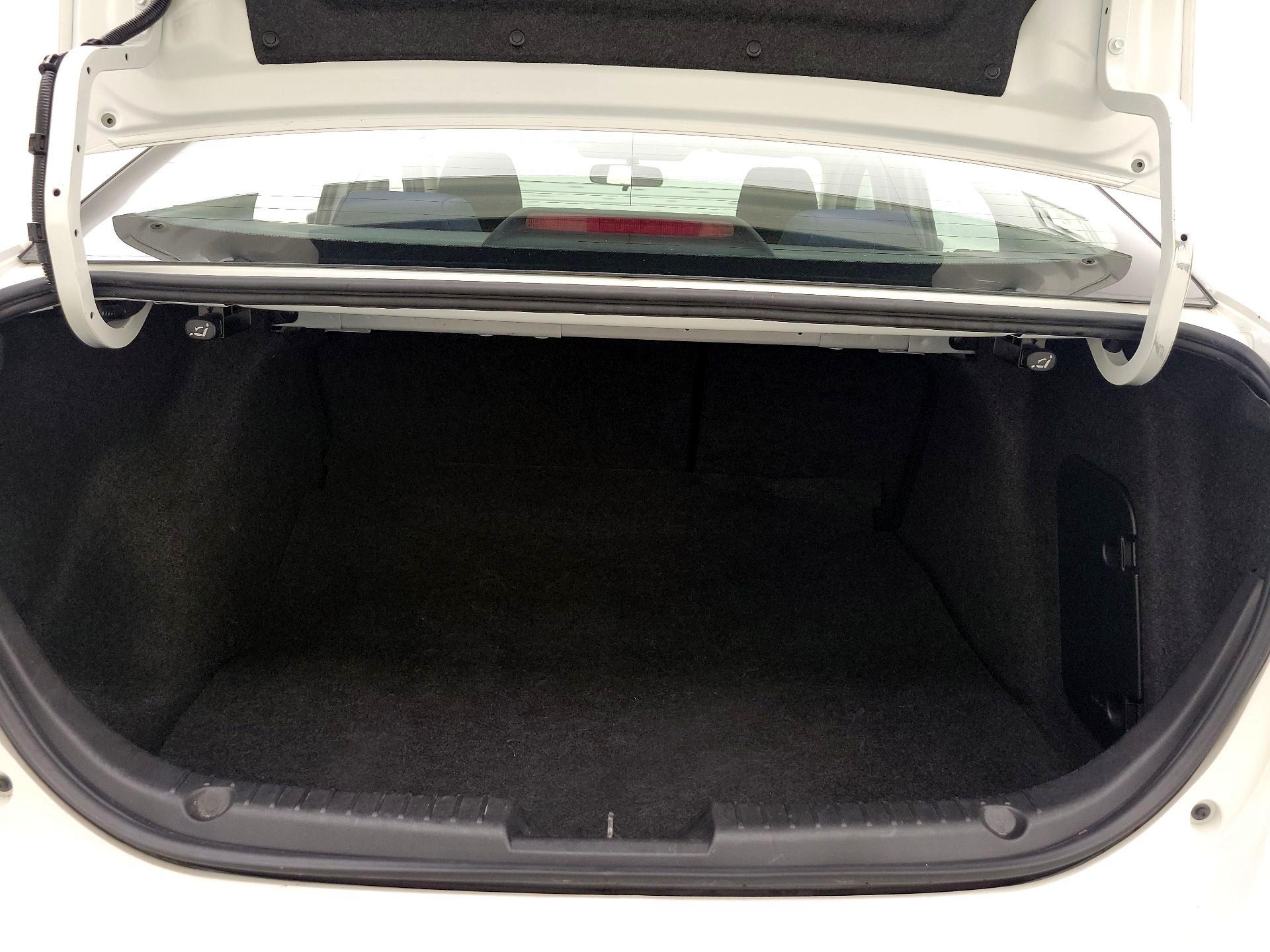 Thumbnail: 2014 Mazda Mazda3 - 19