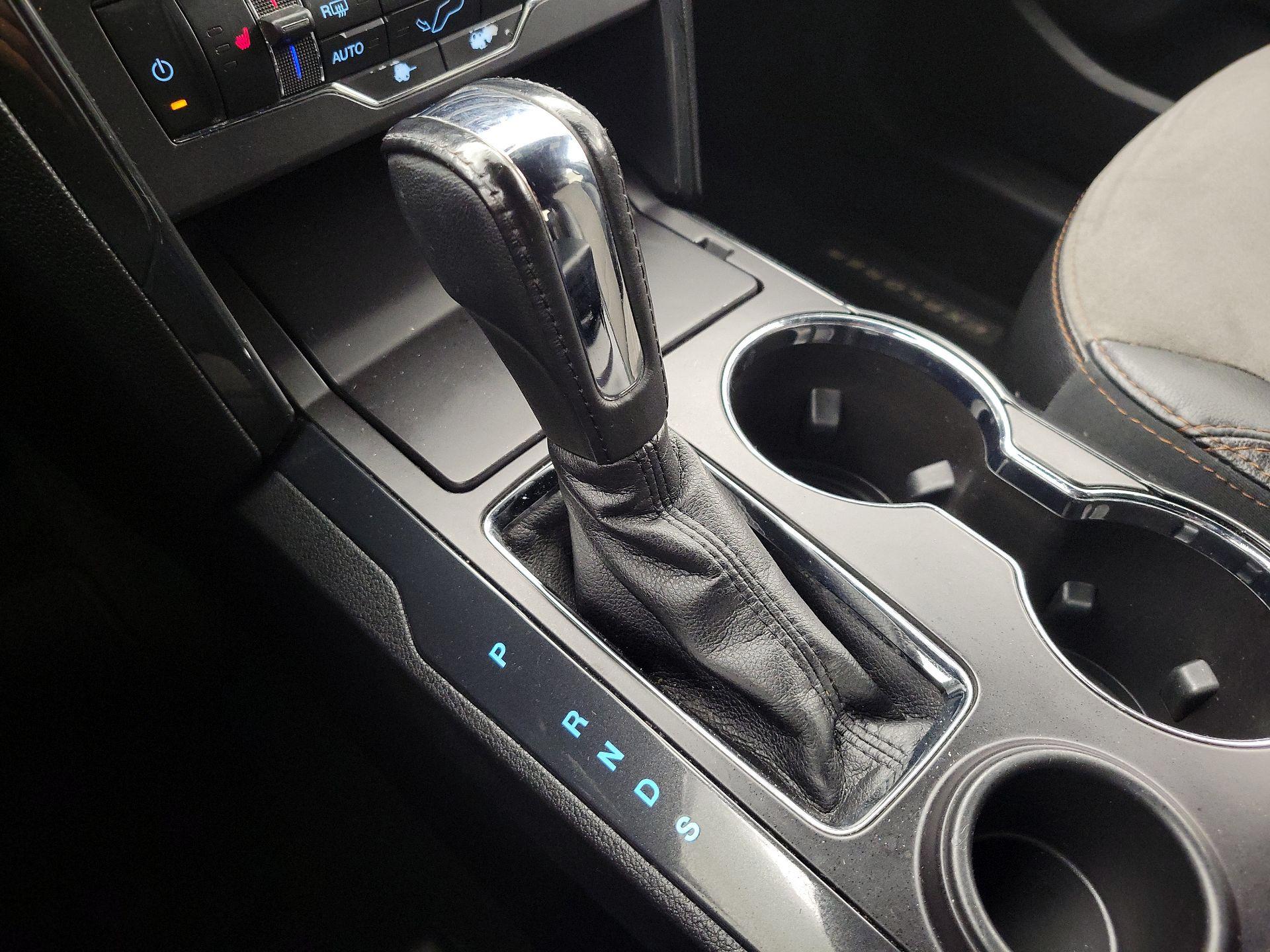 Thumbnail: 2017 Ford Explorer - 17