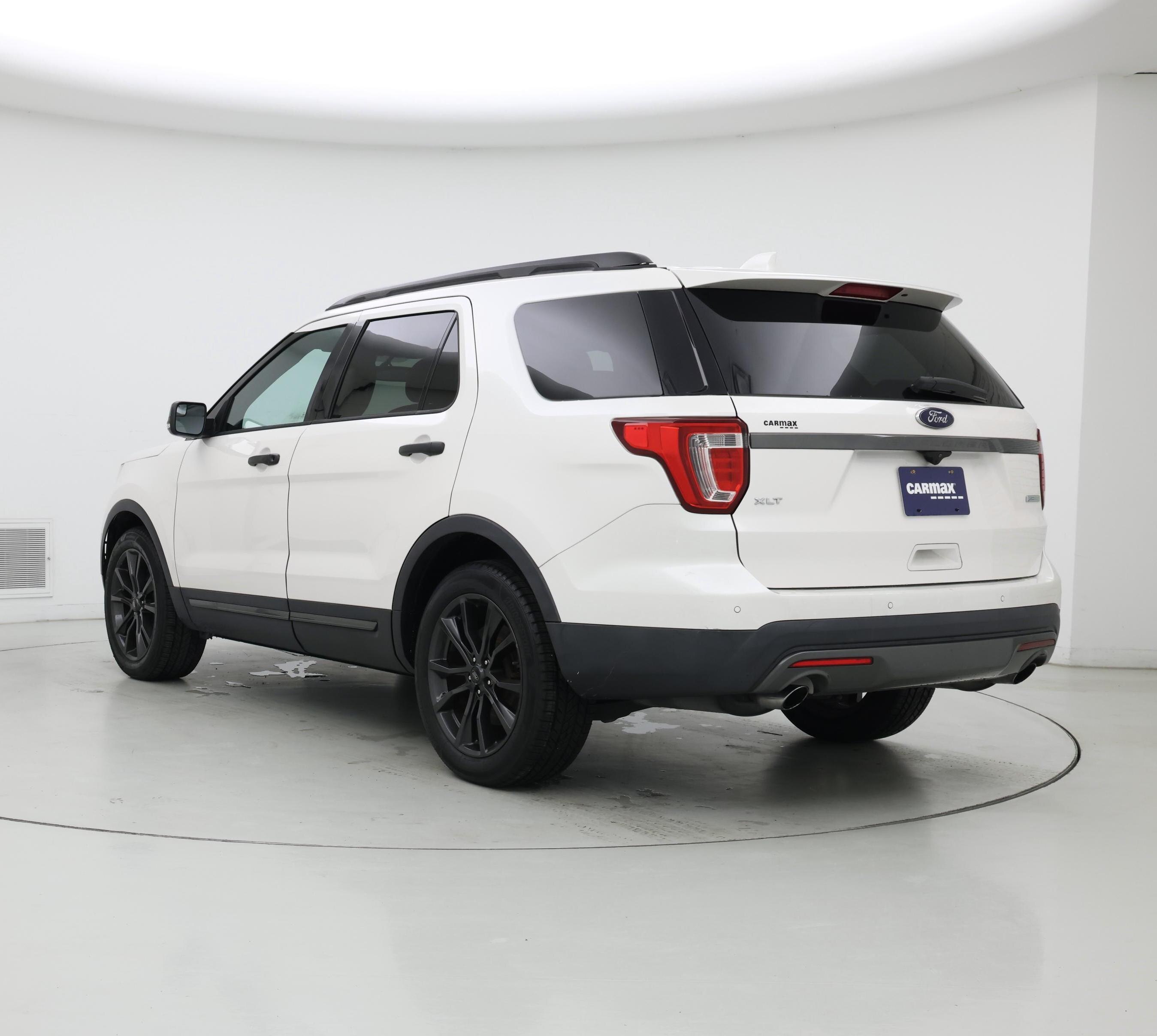 Thumbnail: 2017 Ford Explorer - 2