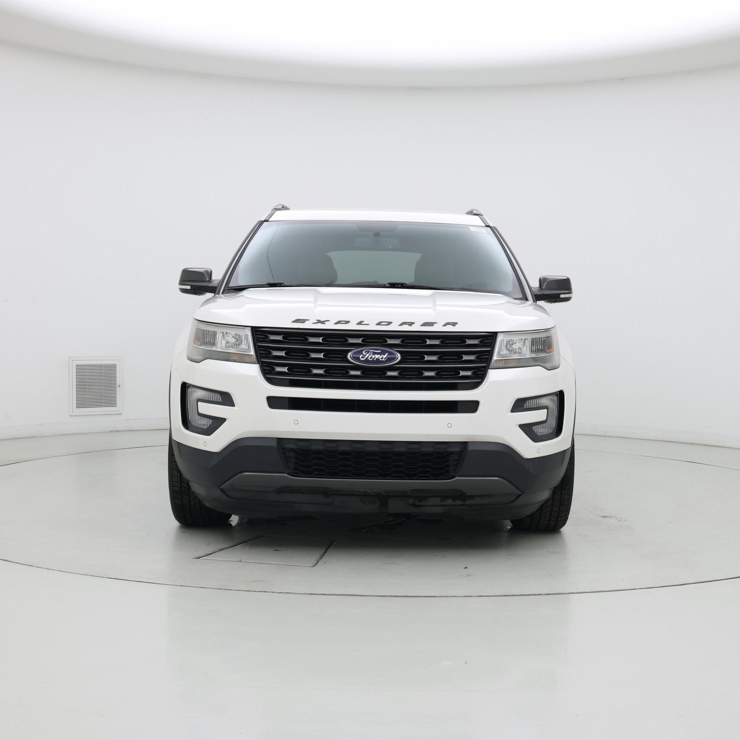 Thumbnail: 2017 Ford Explorer - 5