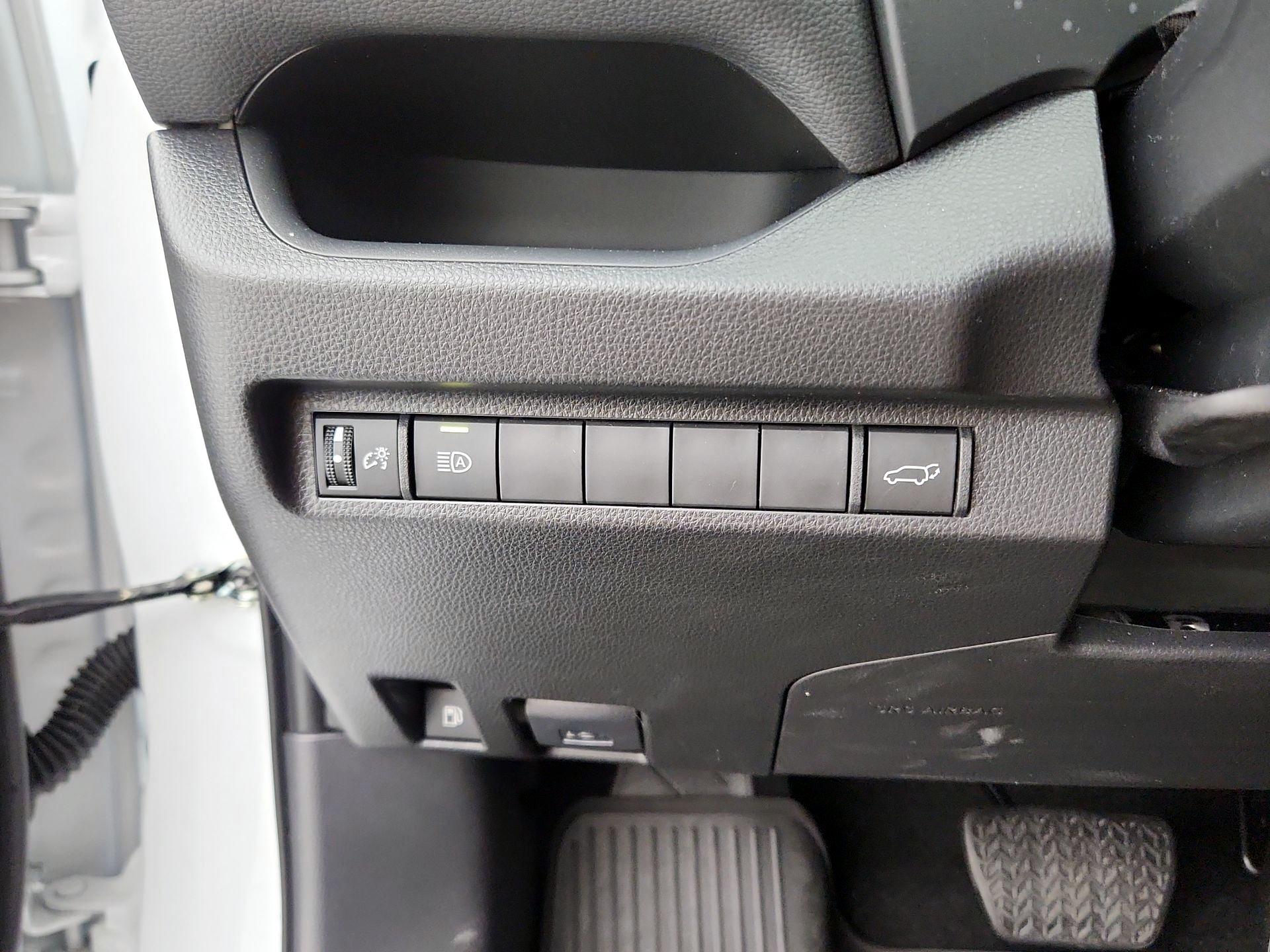 Thumbnail: 2025 Toyota RAV4 - 13