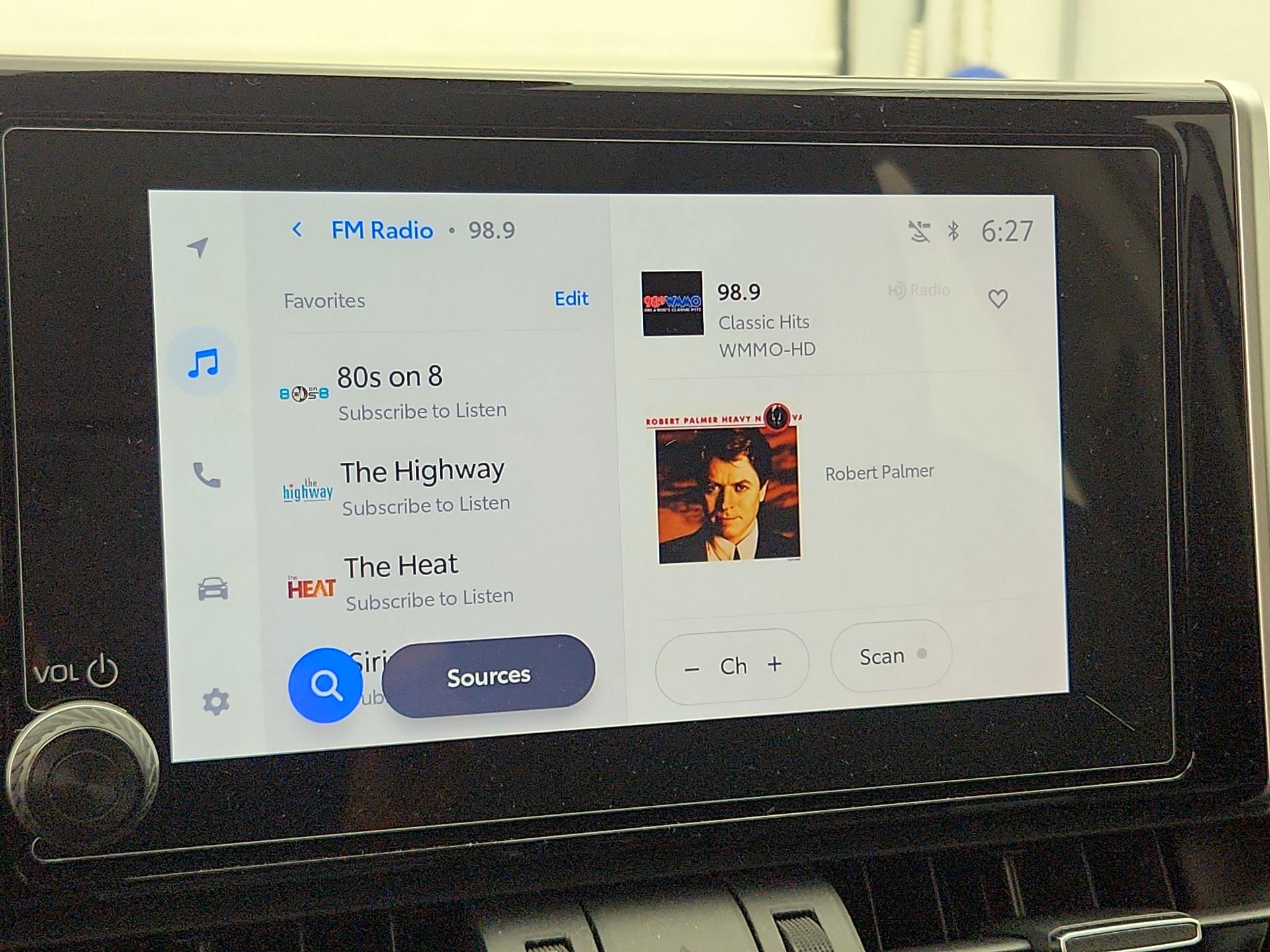 Thumbnail: 2025 Toyota RAV4 - 15