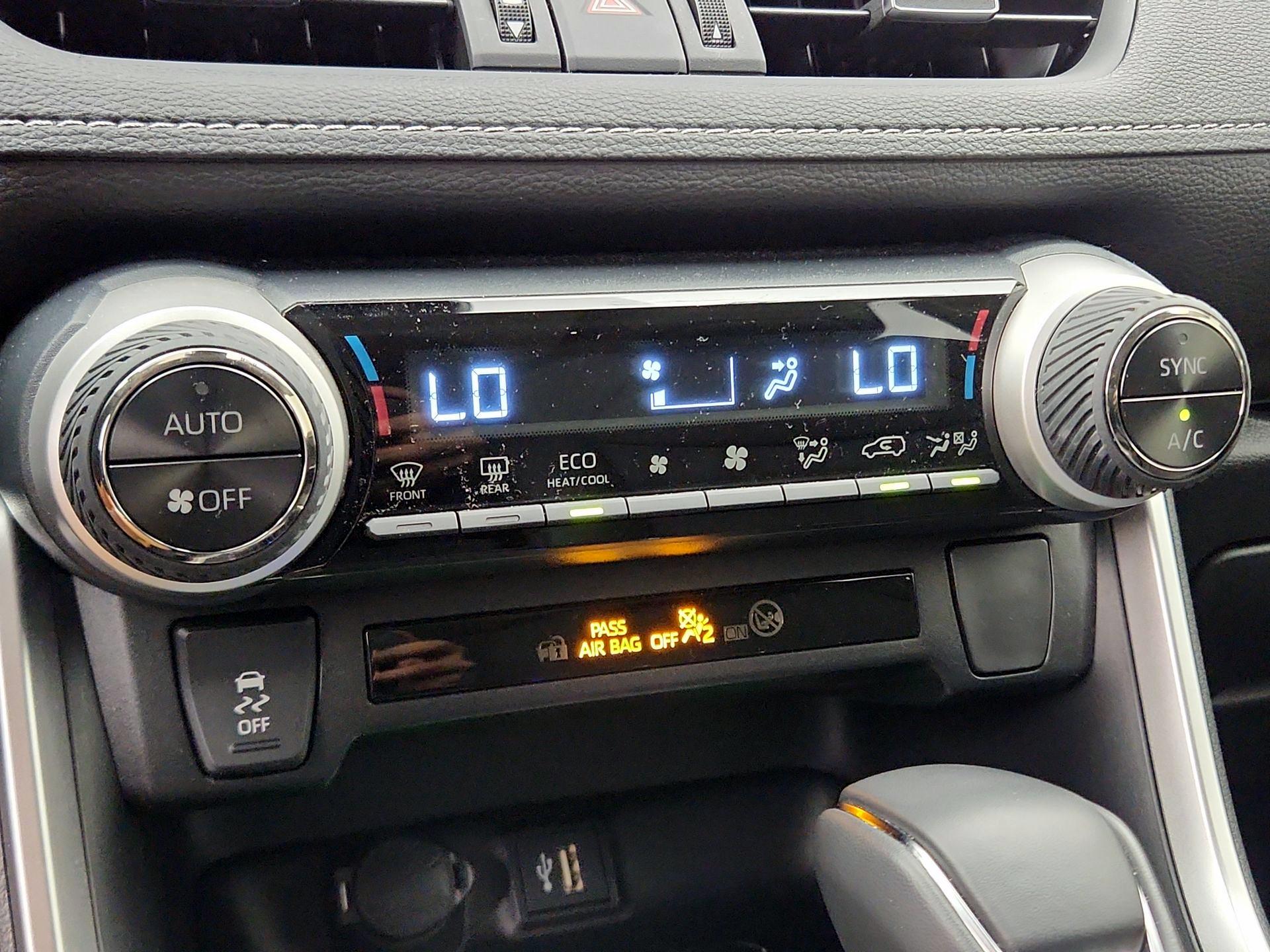 Thumbnail: 2025 Toyota RAV4 - 16