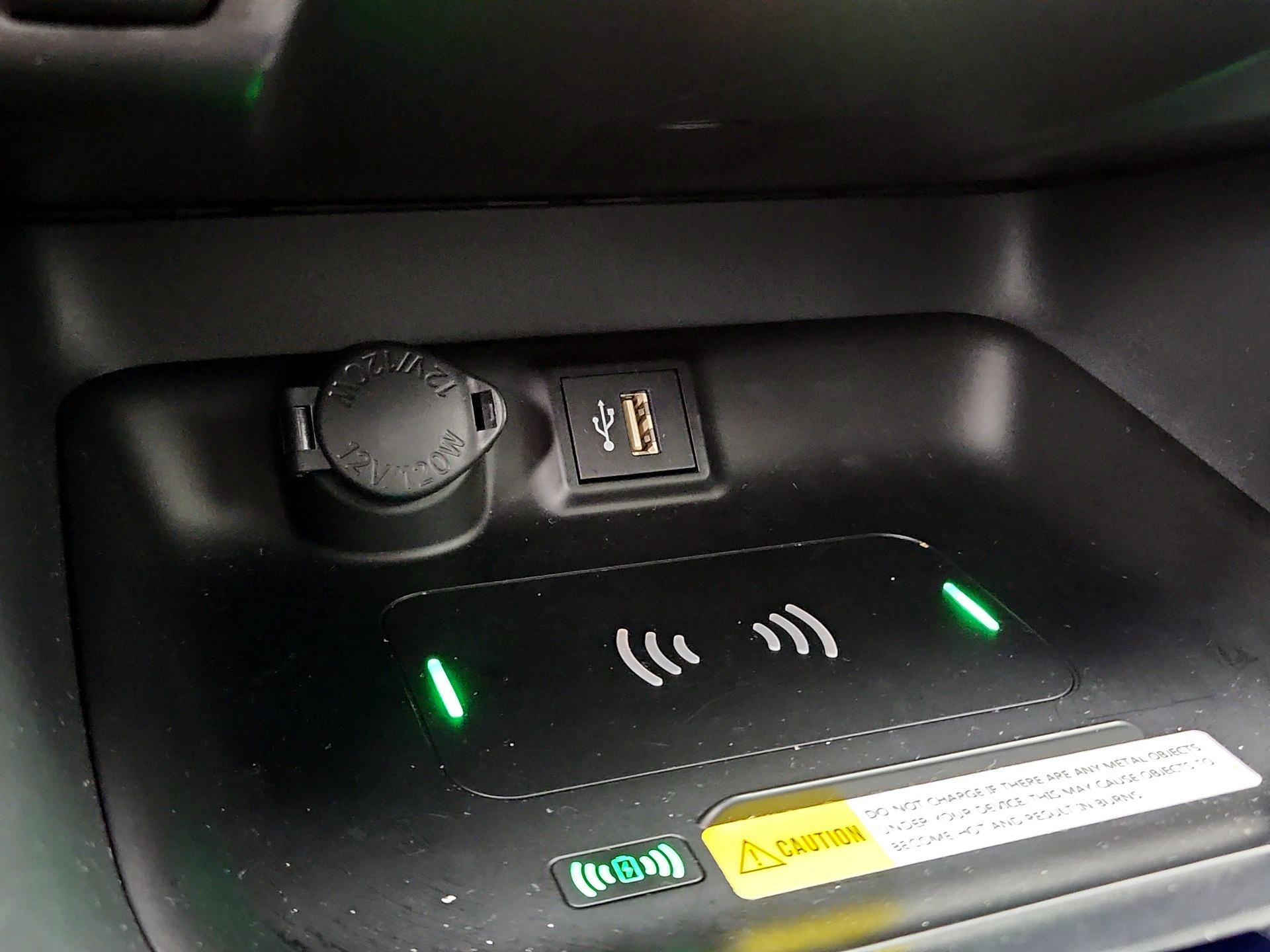 Thumbnail: 2025 Toyota RAV4 - 18