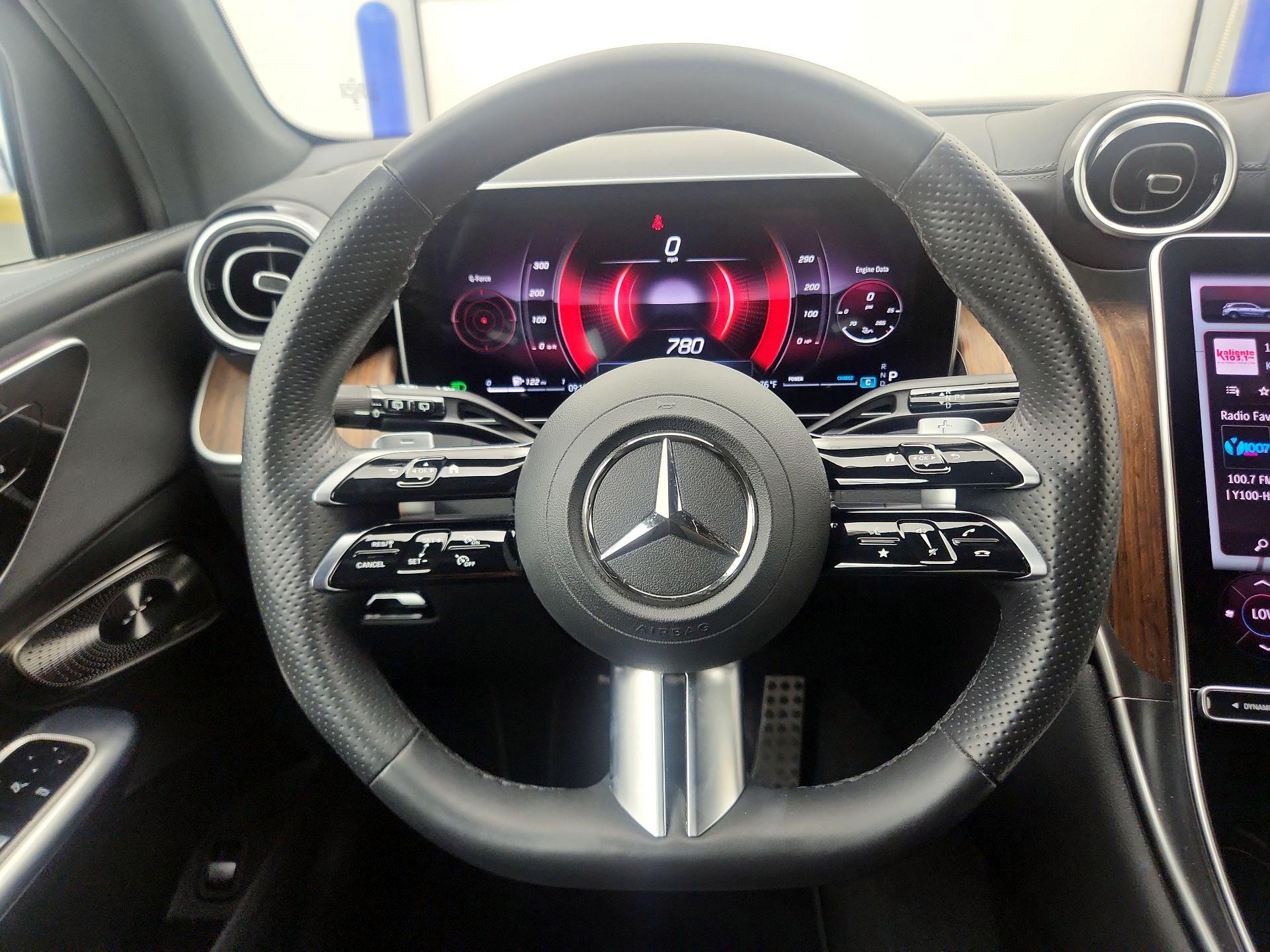 Thumbnail: 2023 Mercedes-Benz GLC - 10