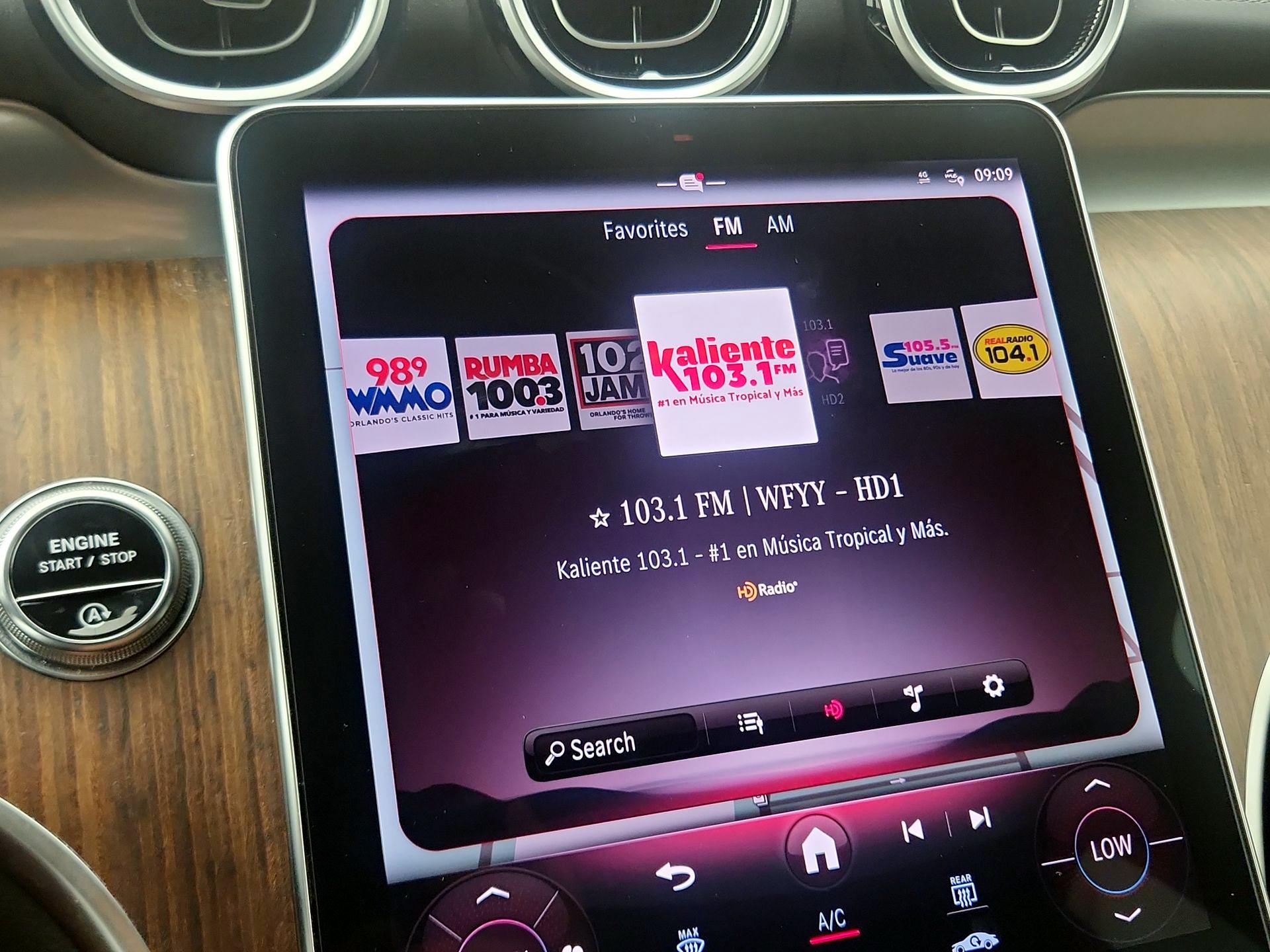 Thumbnail: 2023 Mercedes-Benz GLC - 16